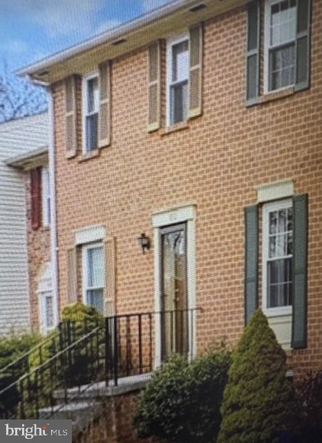 ELIZABETHS LANDING - Residential Lease