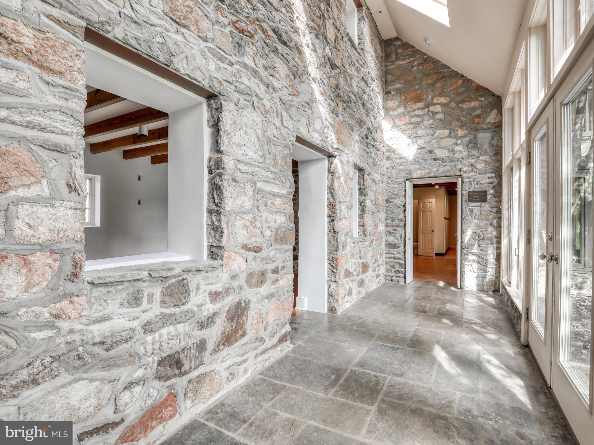 MEETINGHOUSE FARM - Residential