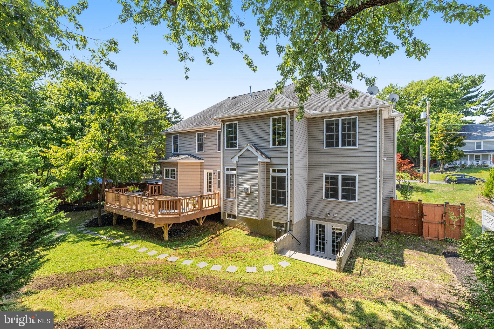 PIMMIT HILLS - Residential