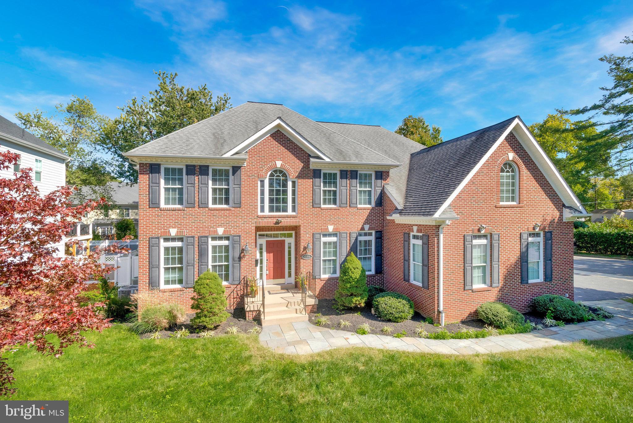 PIMMIT HILLS - Residential