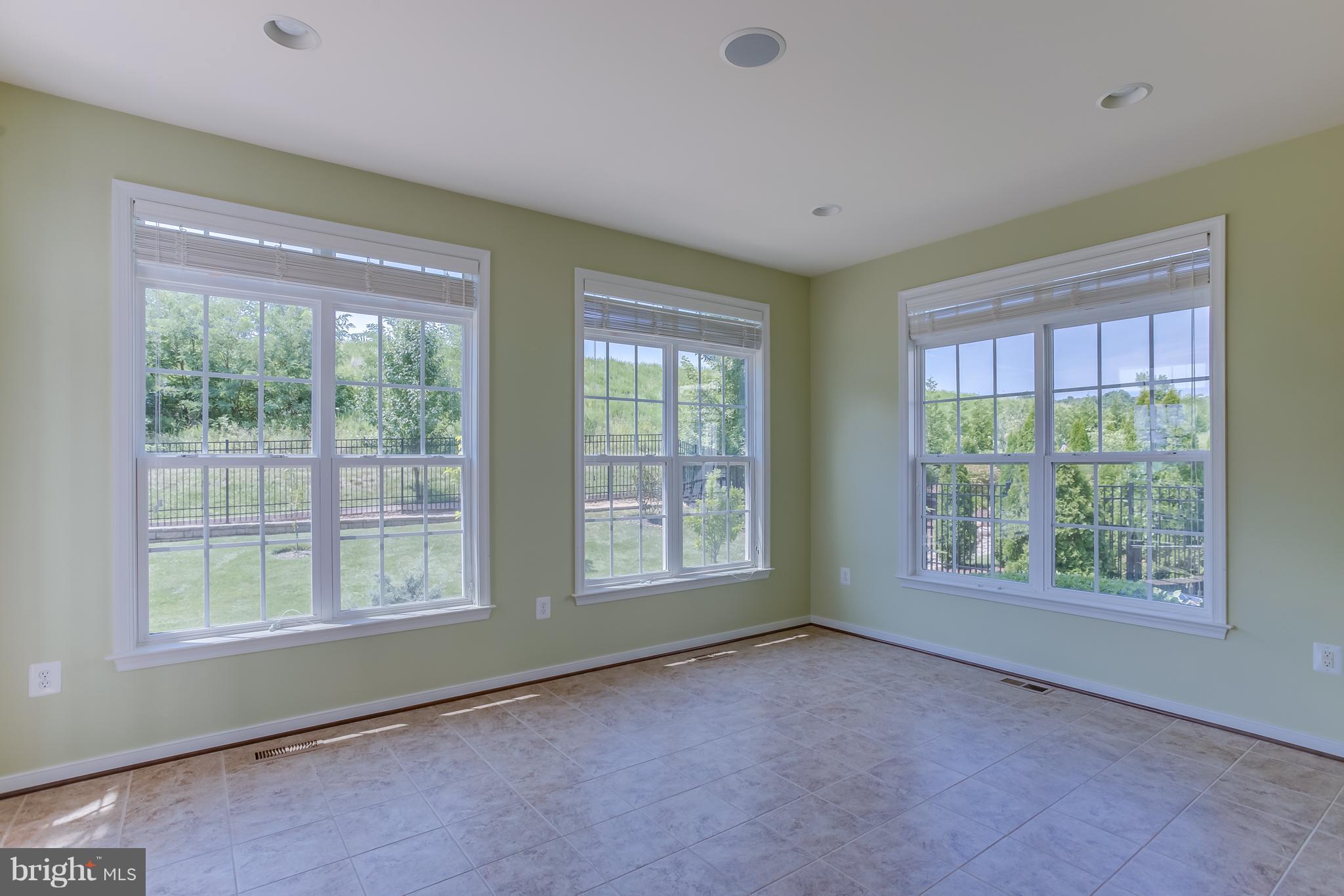 HILLS OF AQUIA - Residential