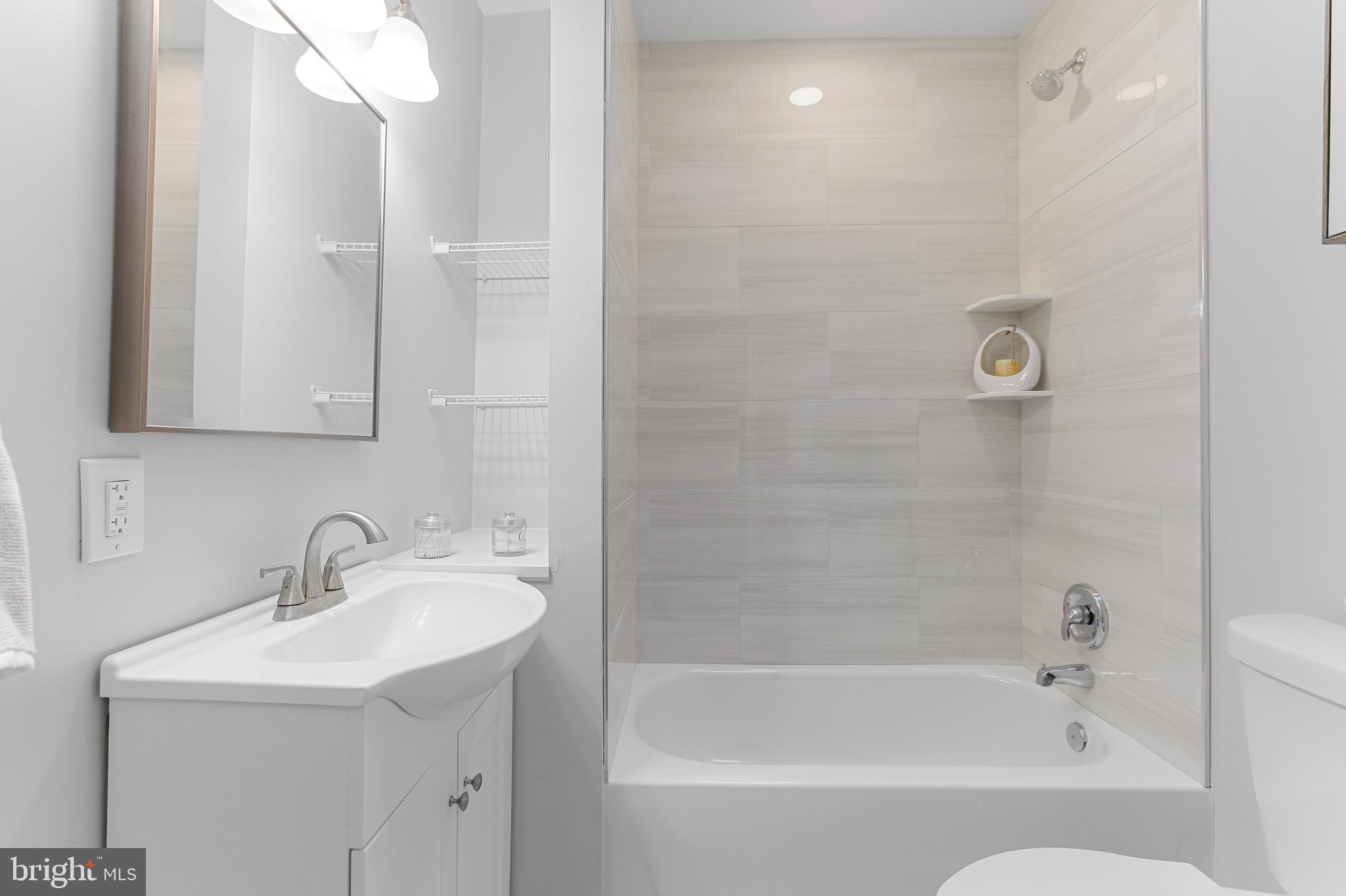 MOSHER - Residential Lease