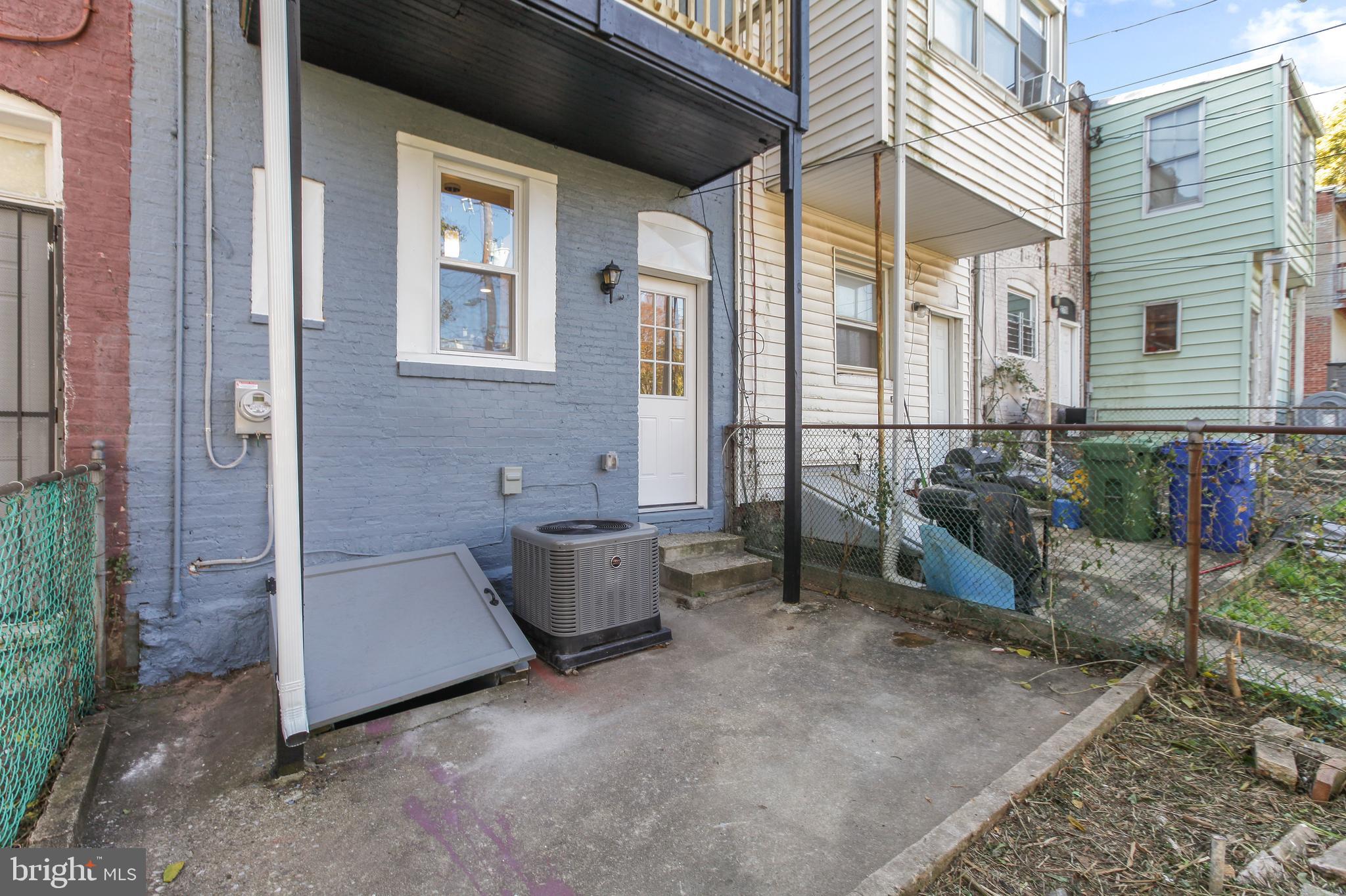 MOSHER - Residential Lease