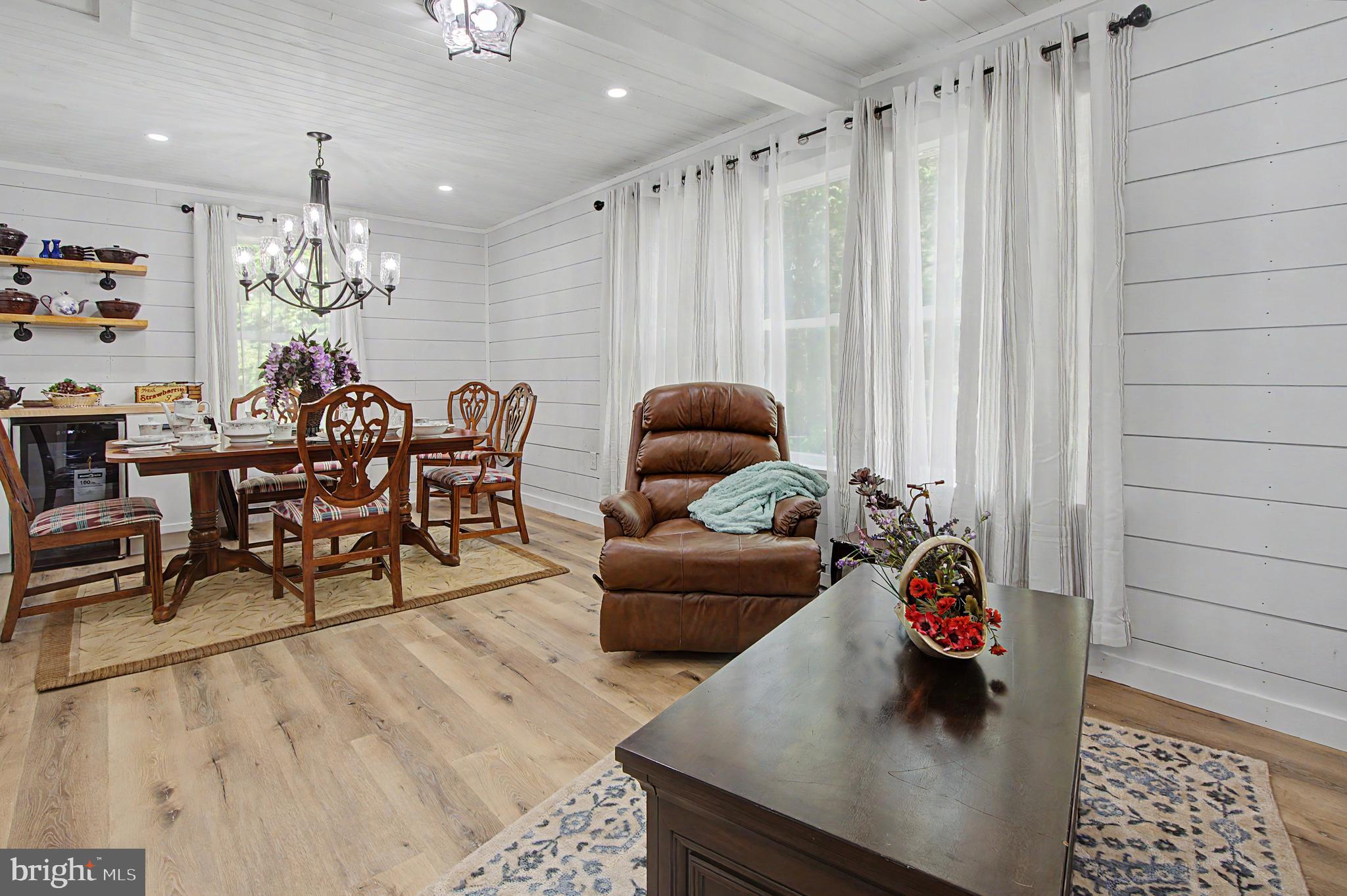 GRANTSVILLE - Residential