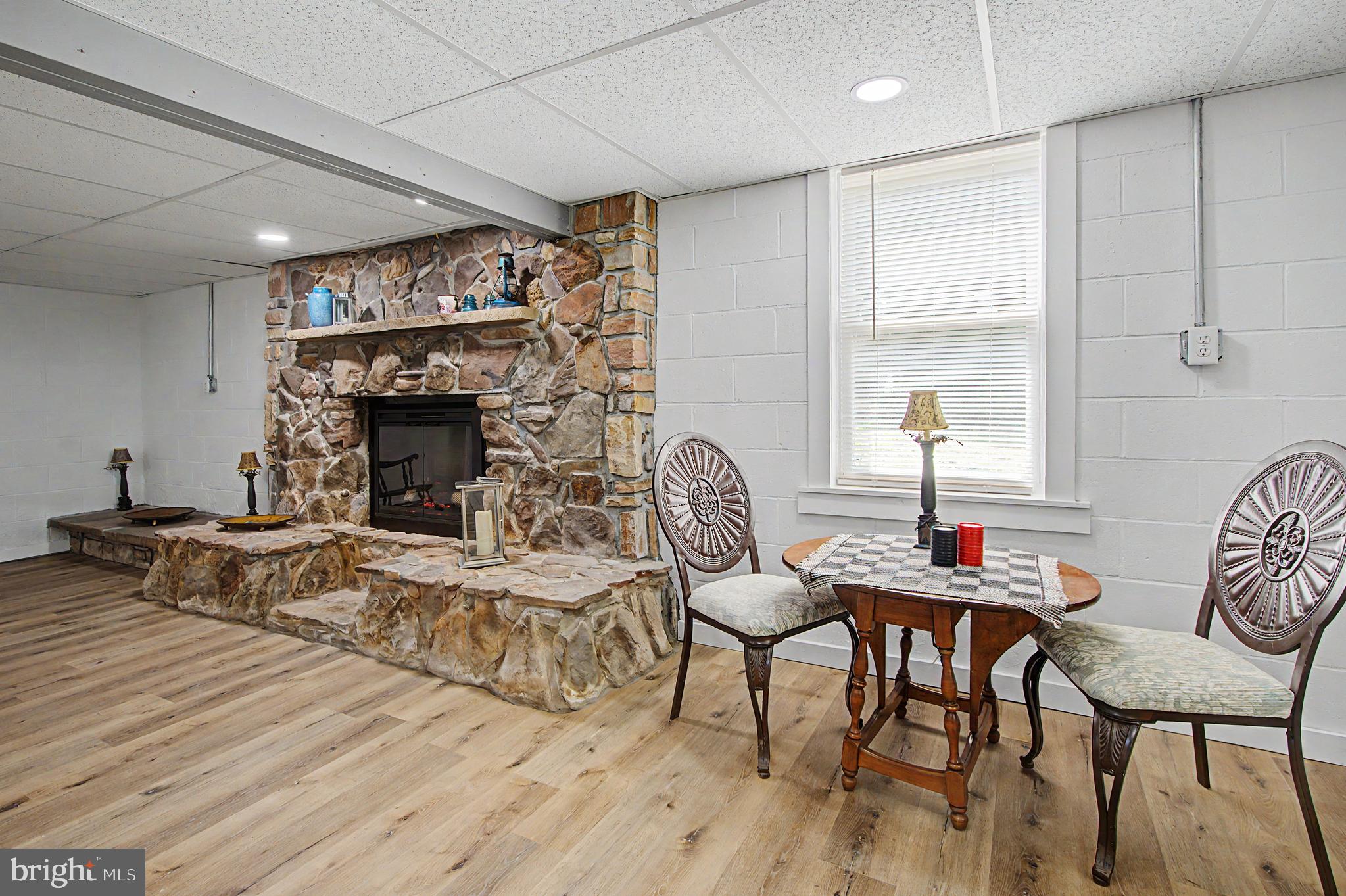GRANTSVILLE - Residential