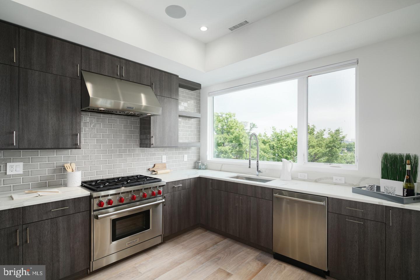 SOCIETY HILL - Residential