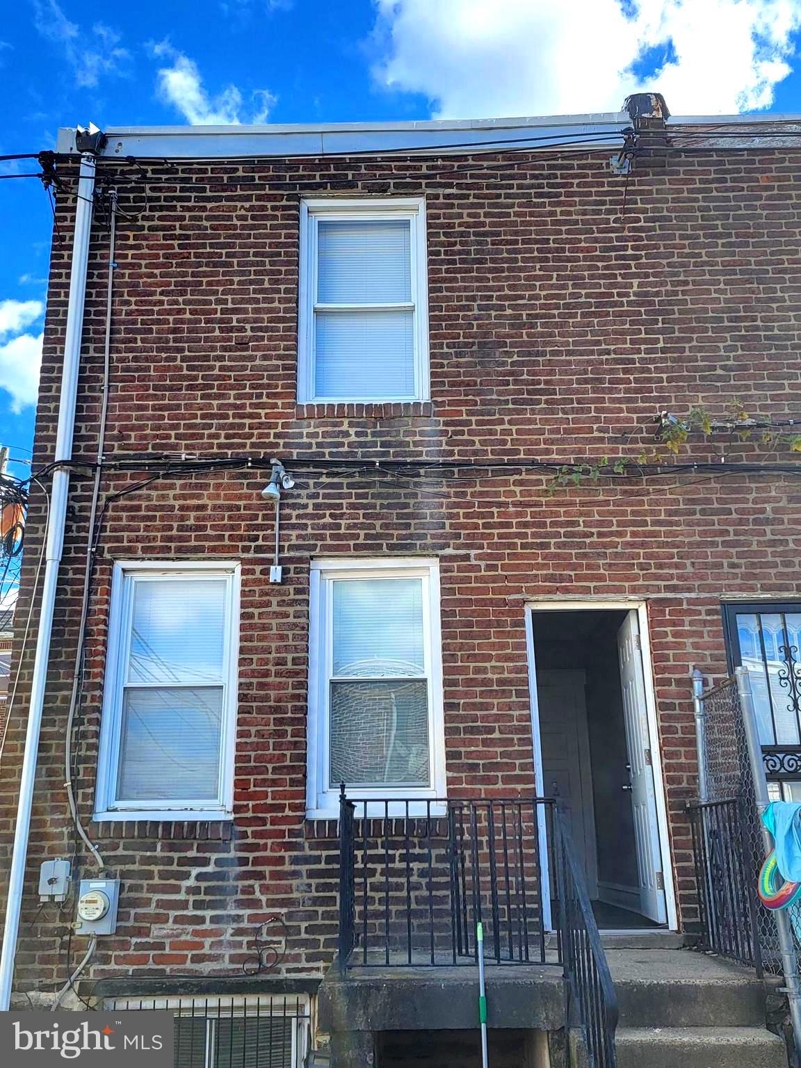 WEST OAK LANE - Residential