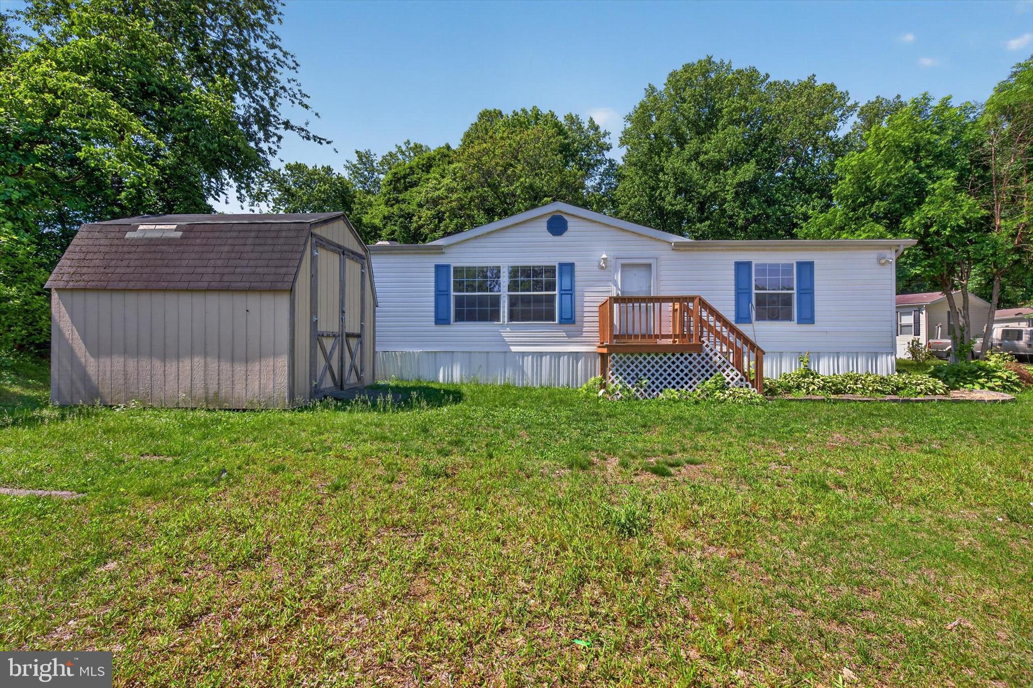 BOONES ESTATES - Residential