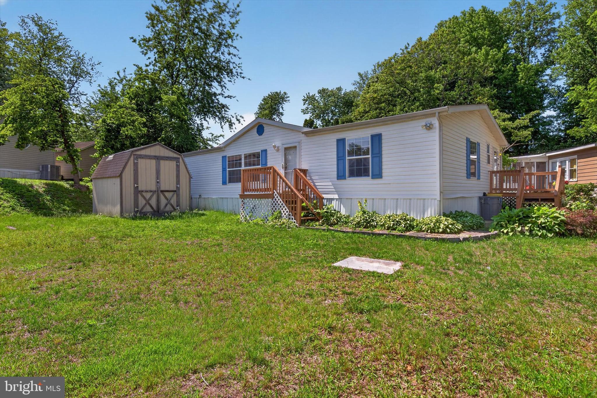 BOONES ESTATES - Residential