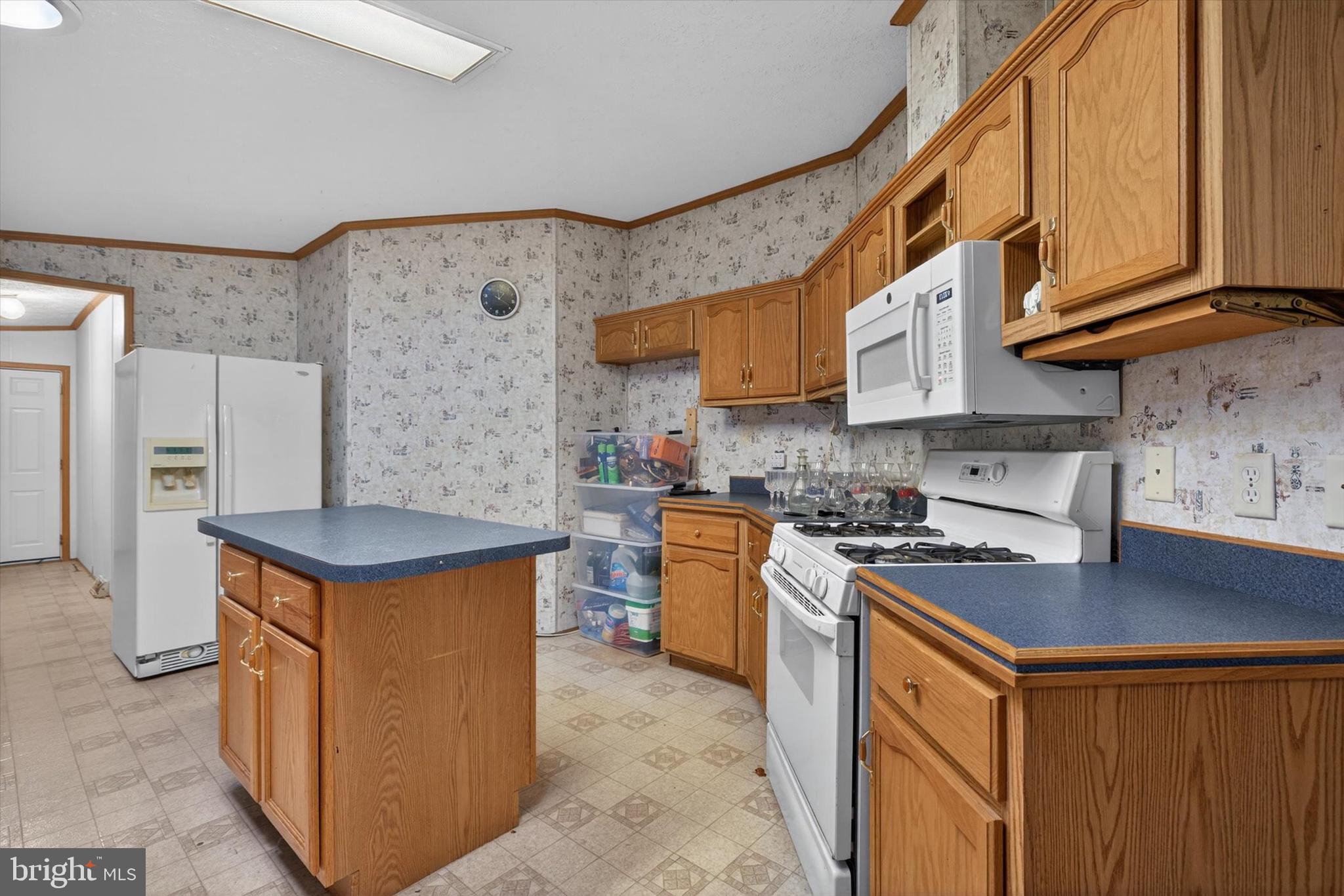 BOONES ESTATES - Residential