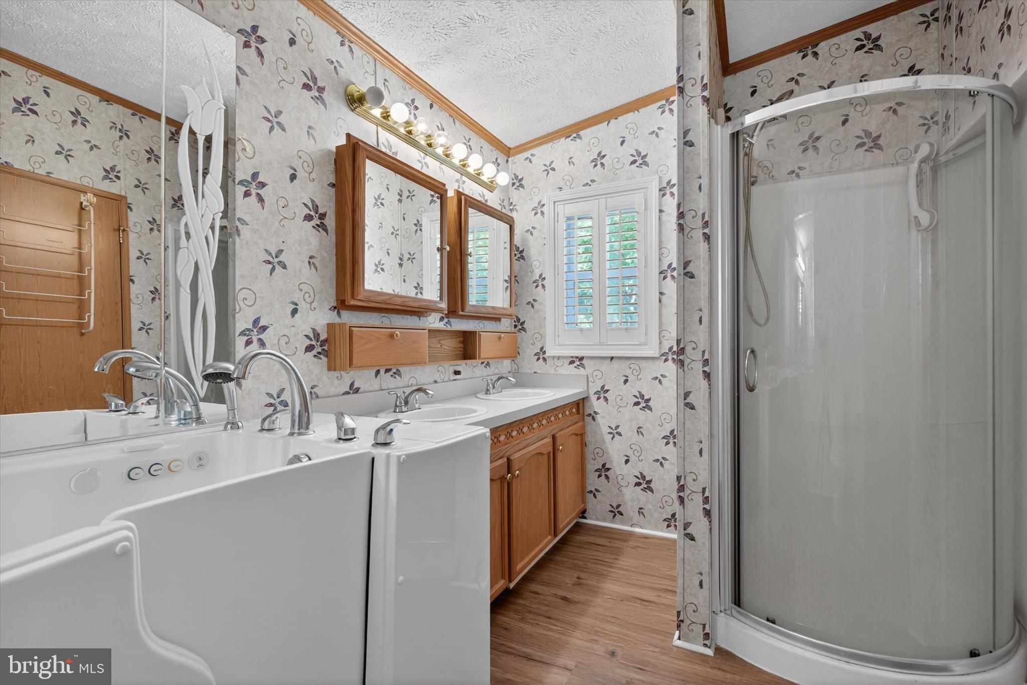 BOONES ESTATES - Residential