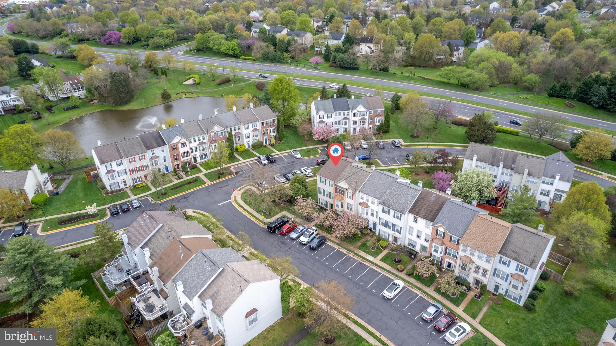 ASHBURN FARM - Residential