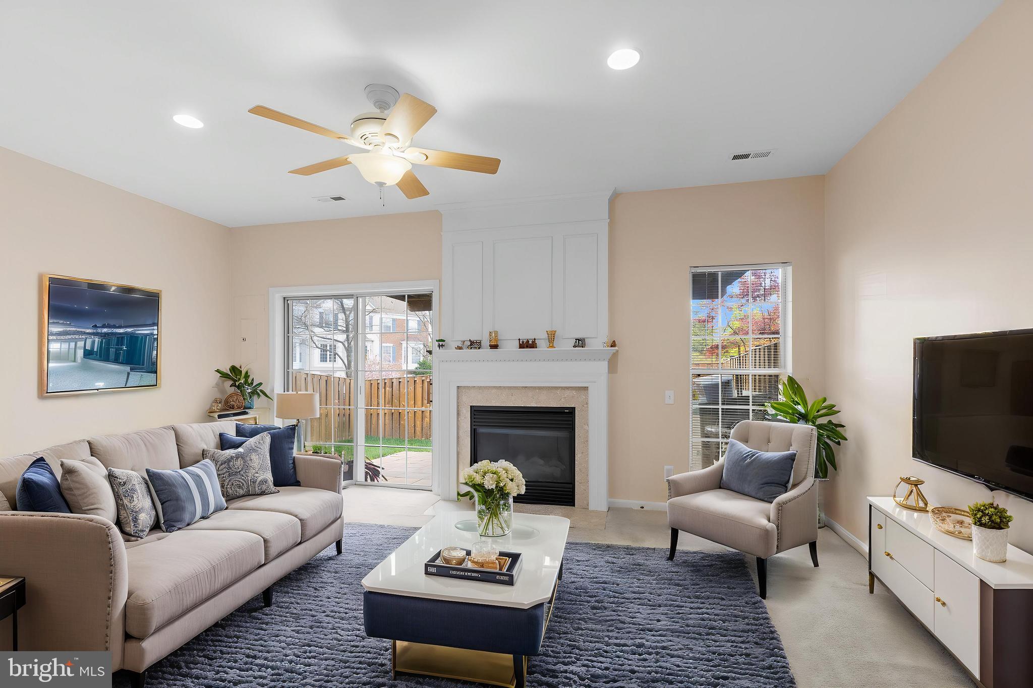 ASHBURN FARM - Residential