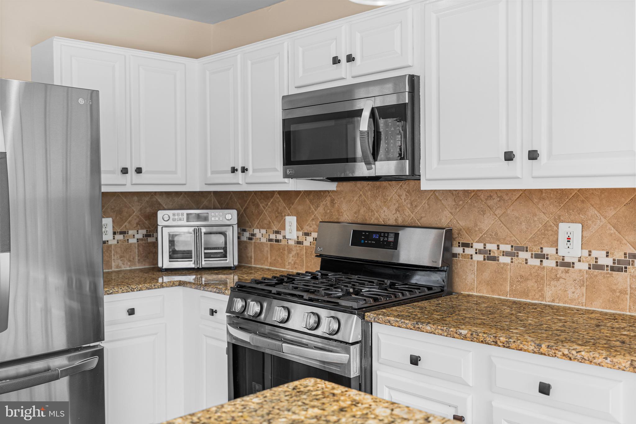 ASHBURN FARM - Residential