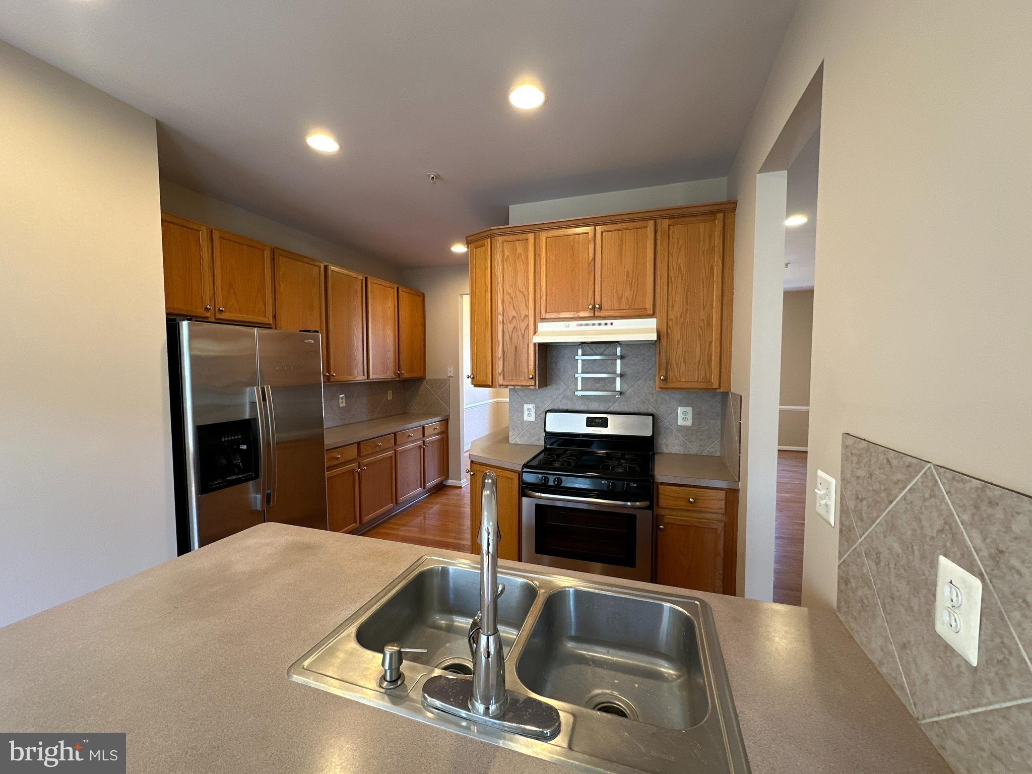GERMANTOWN STATION - Residential Lease