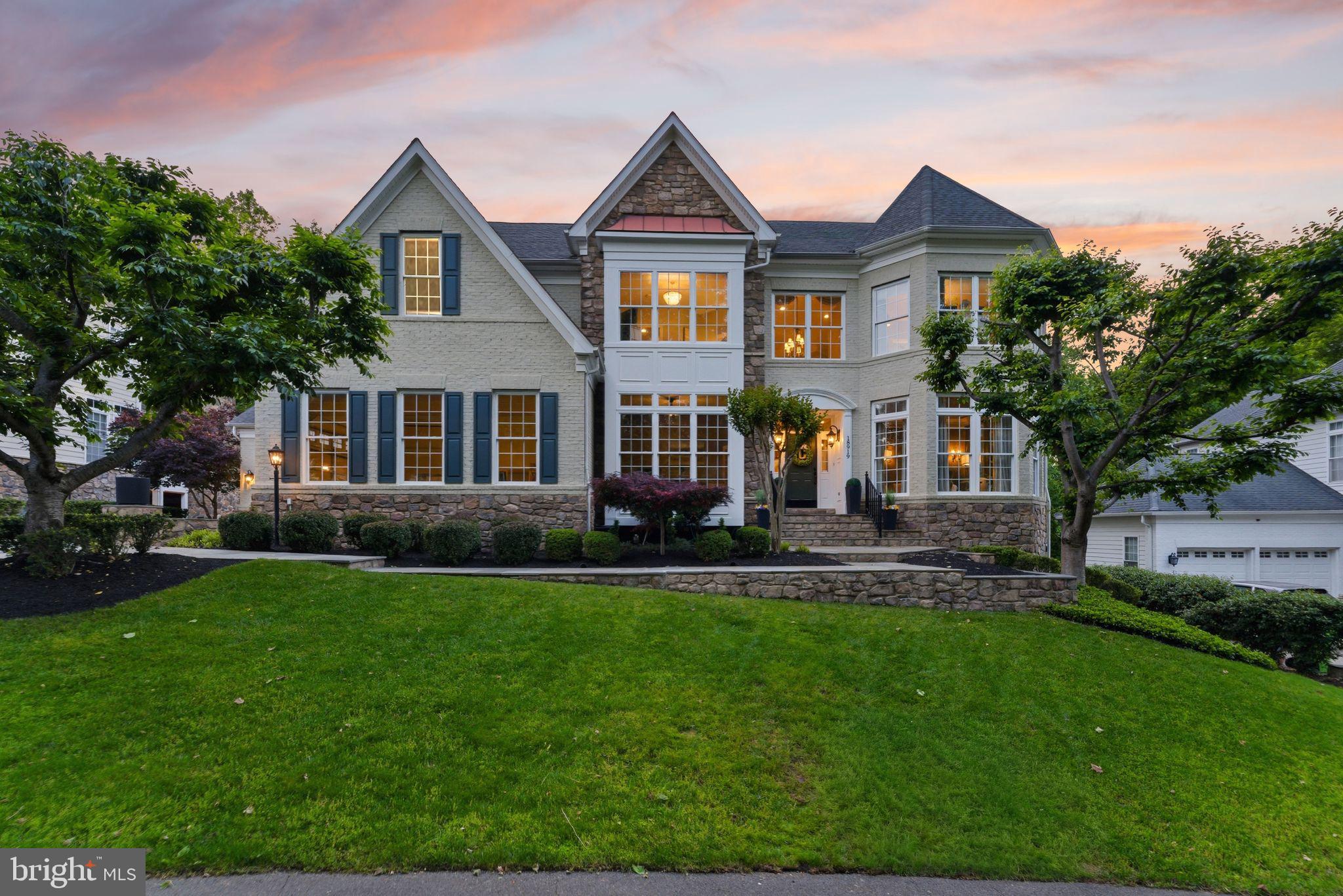 LANSDOWNE ON THE POTOMAC - Residential