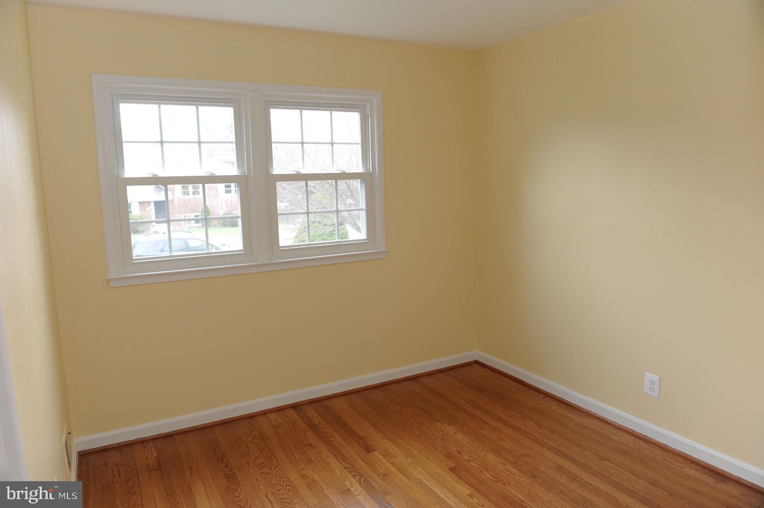 BROYHILLS MCLEAN ESTATES - Residential Lease
