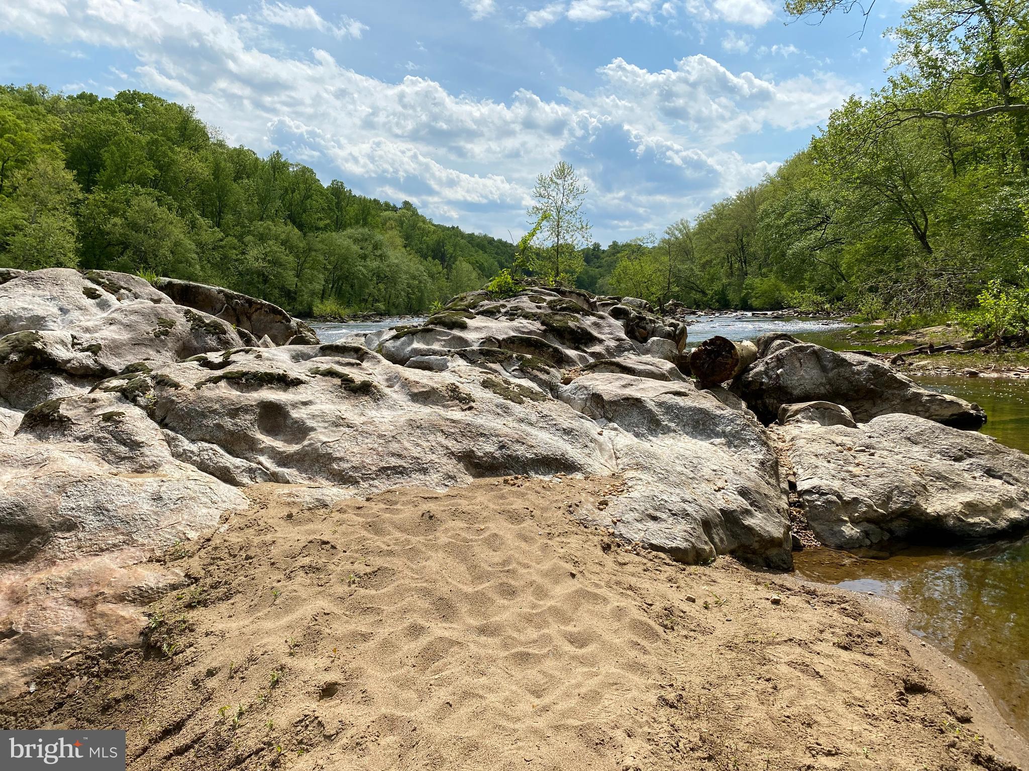 WELLINGTON CHASE ON THE RAPPAHANNOCK - Residential