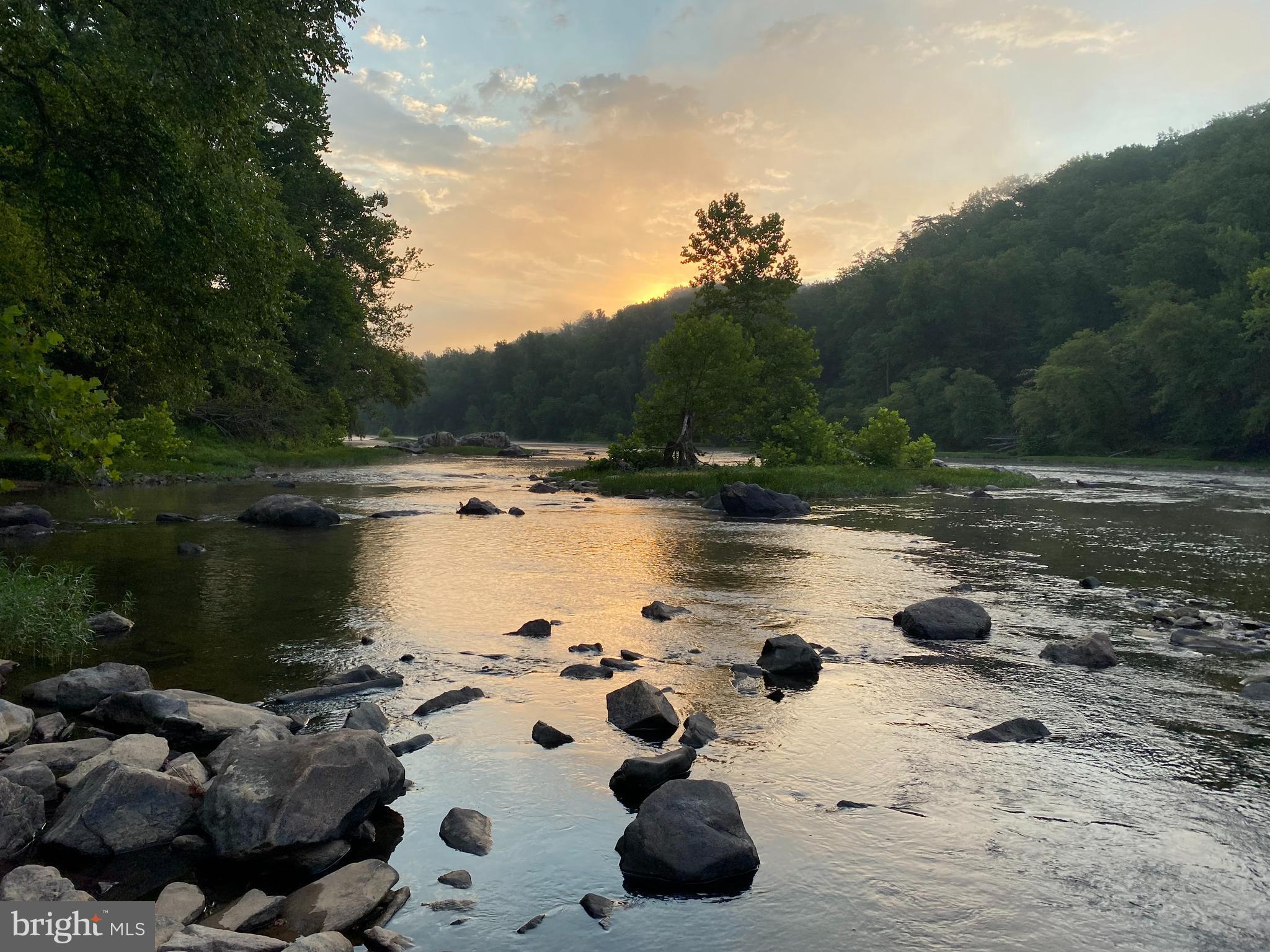 WELLINGTON CHASE ON THE RAPPAHANNOCK - Residential