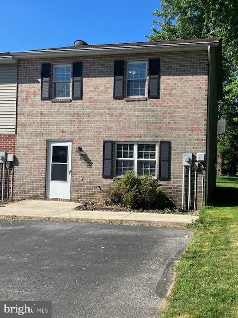 MEADOWBROOK - Residential
