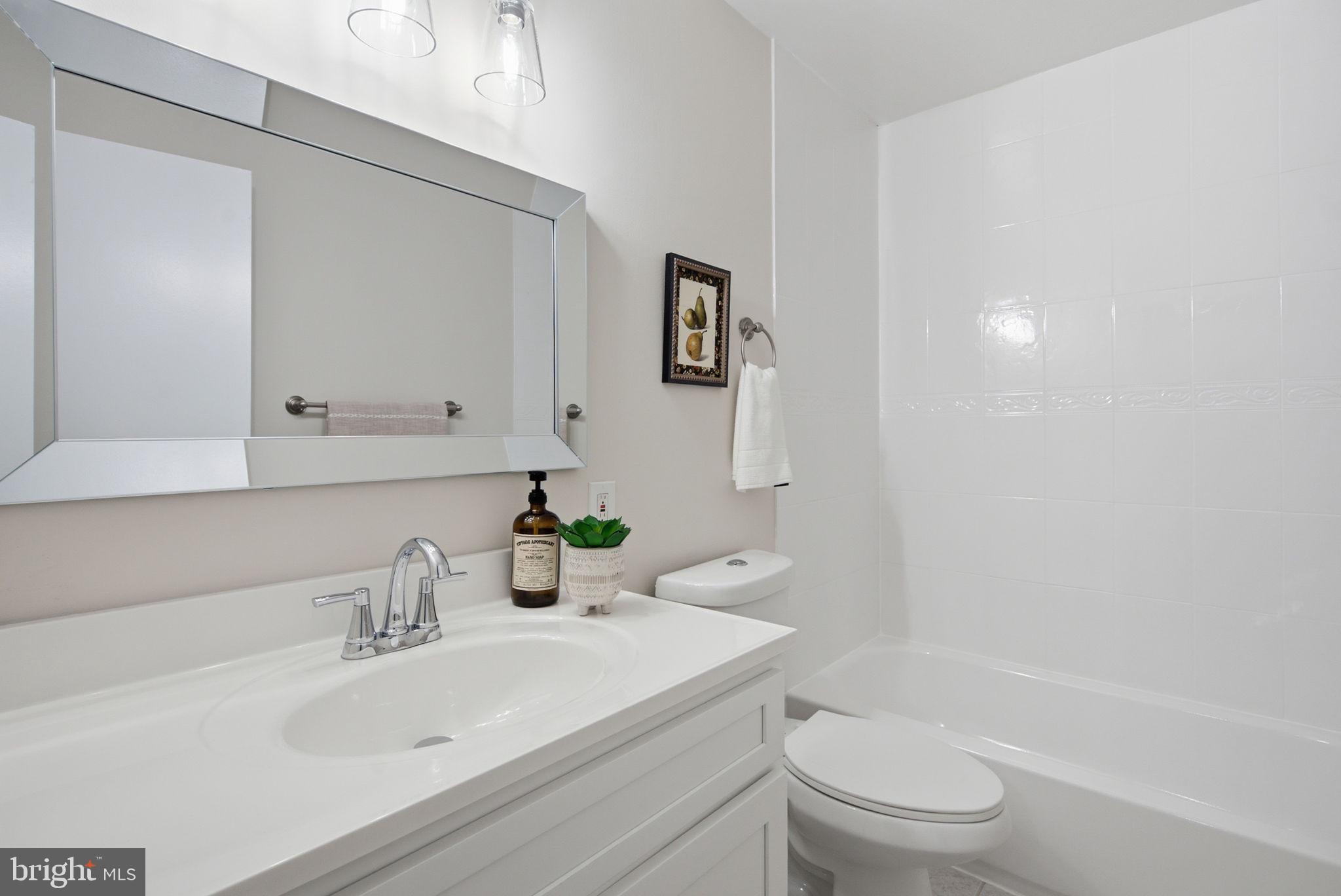 LONG REACH - Residential