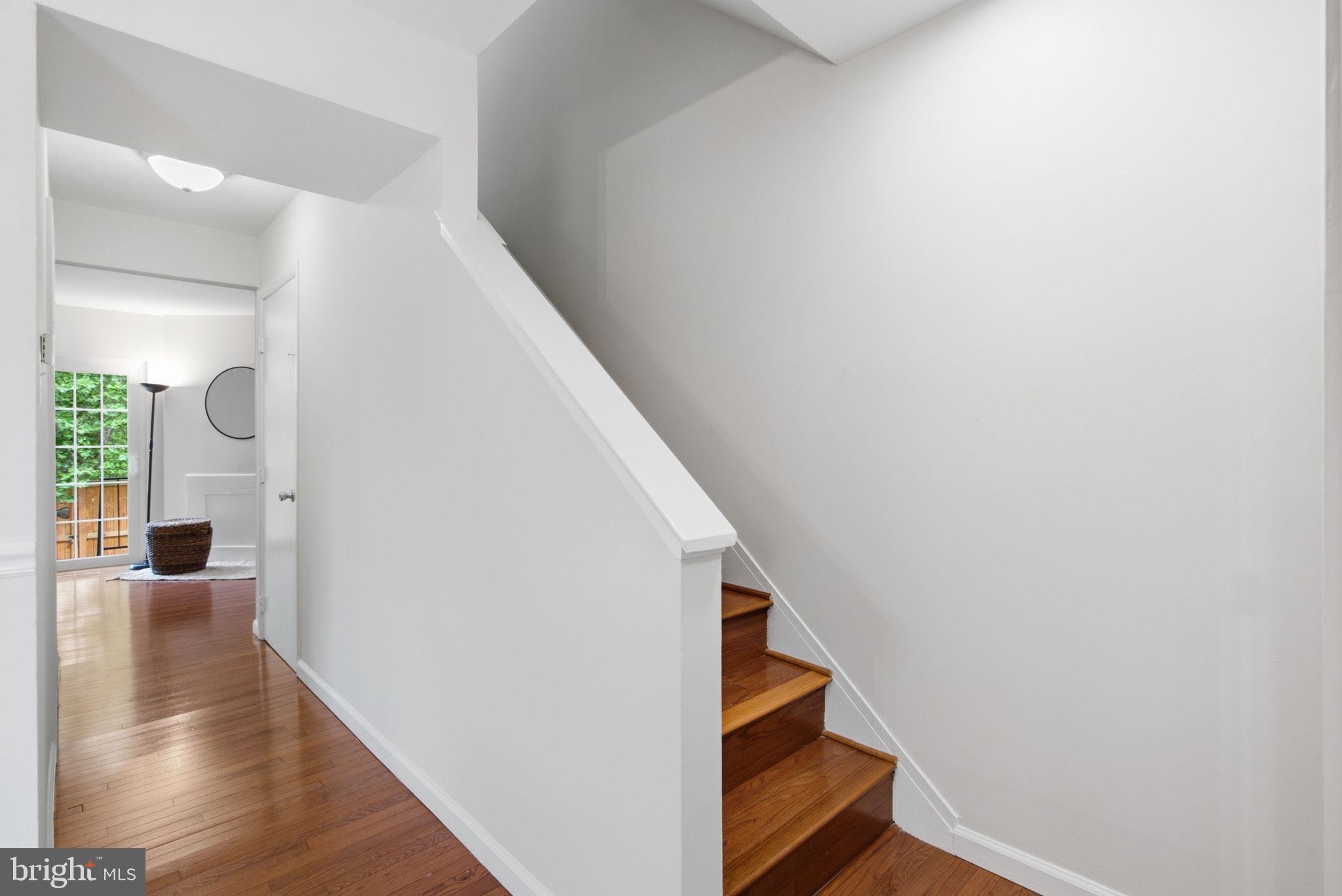 LONG REACH - Residential