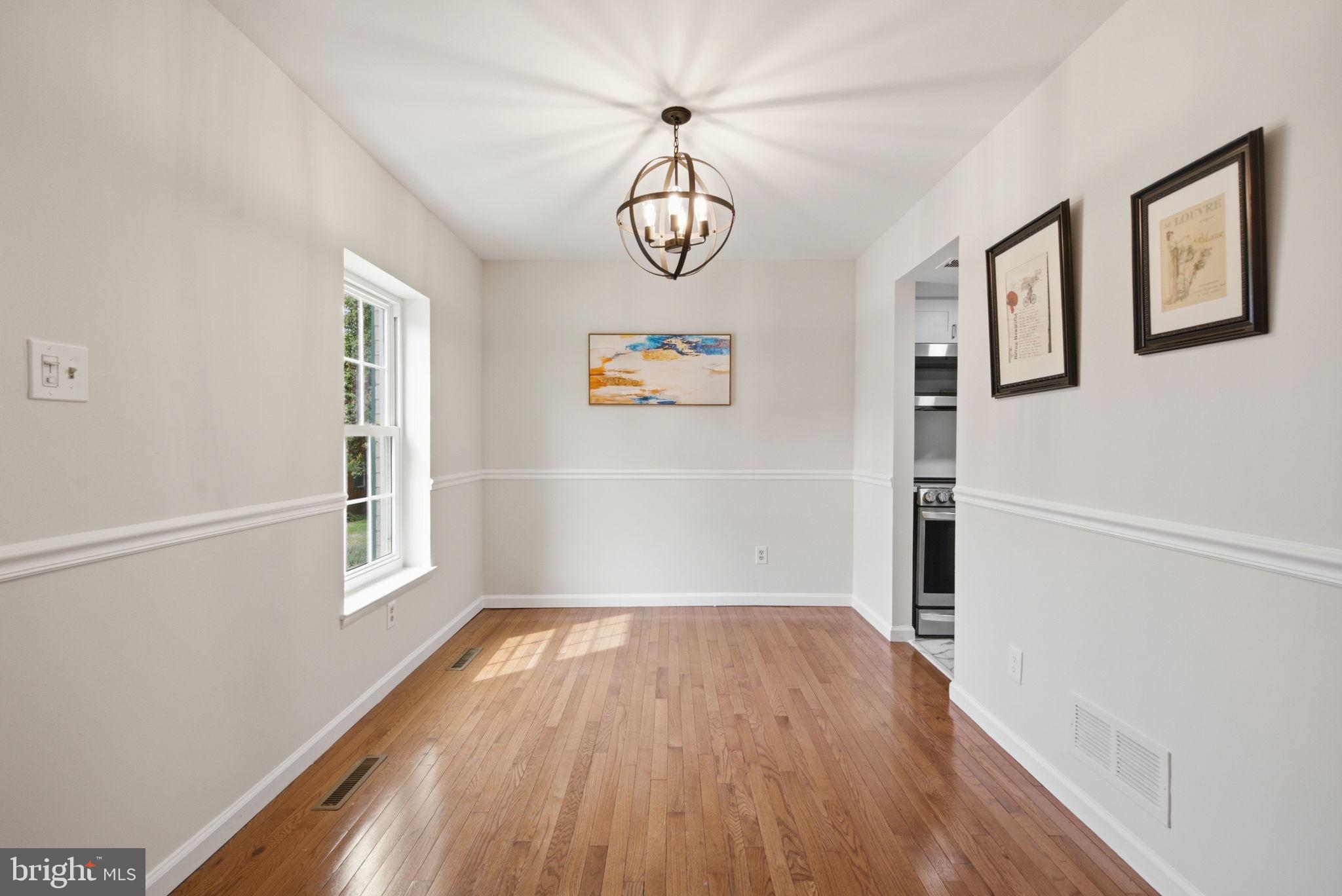 LONG REACH - Residential