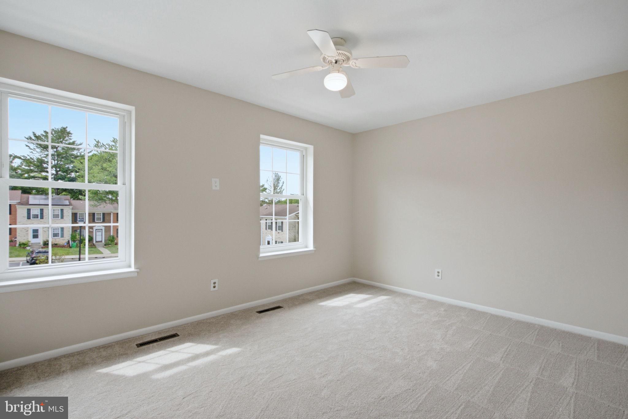 LONG REACH - Residential