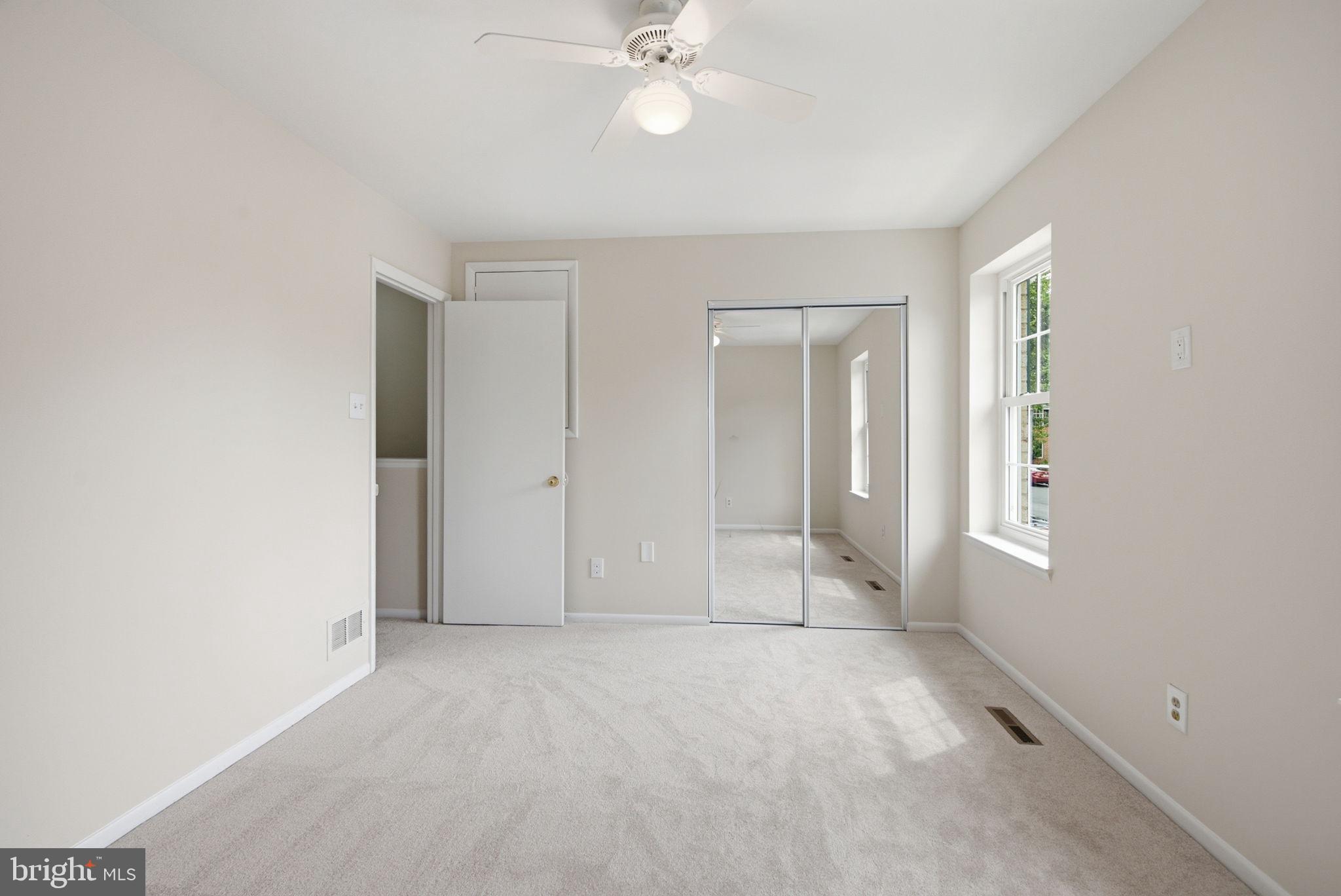 LONG REACH - Residential