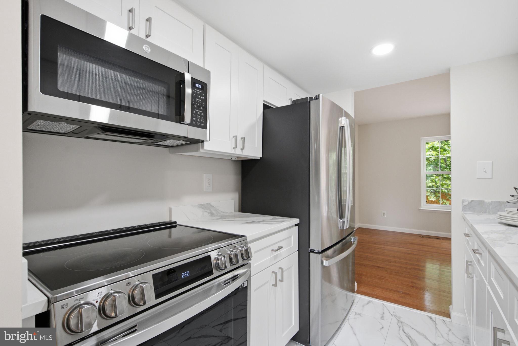 LONG REACH - Residential