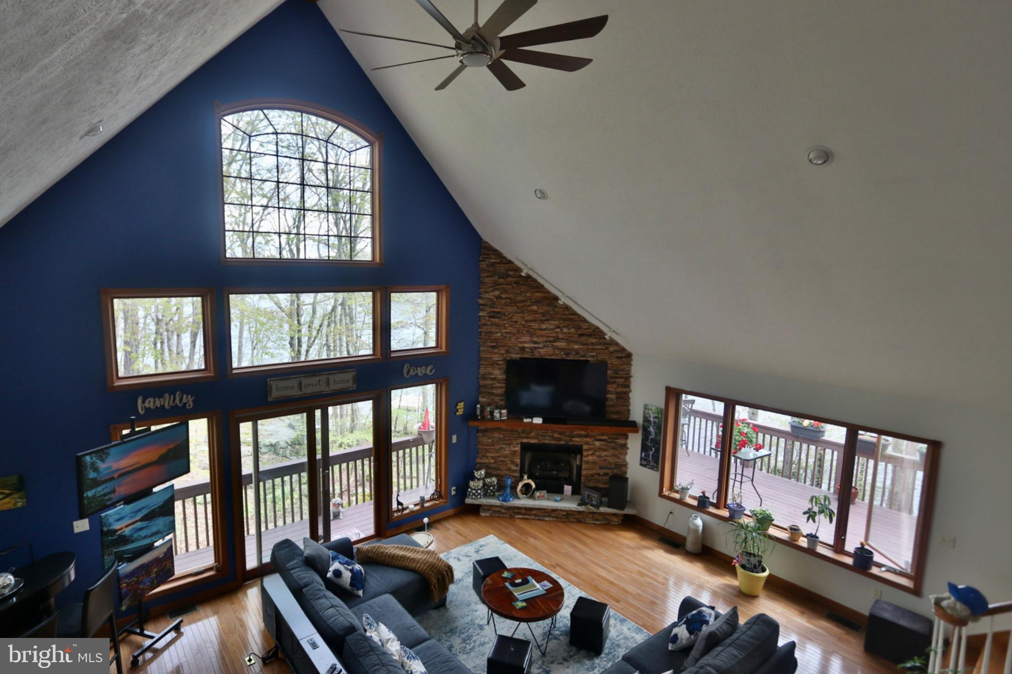 HEMLOCK FARMS - Residential