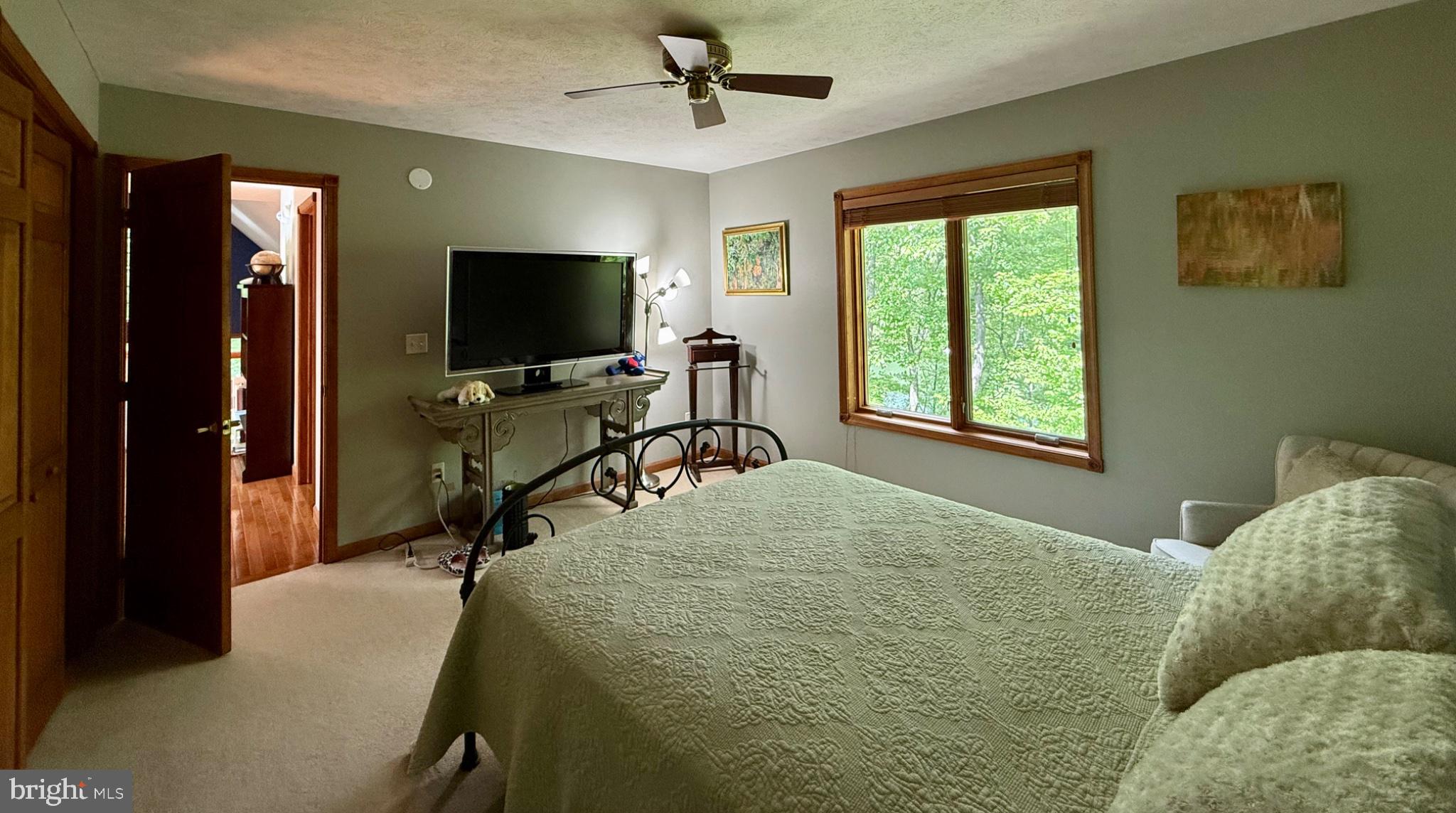 HEMLOCK FARMS - Residential