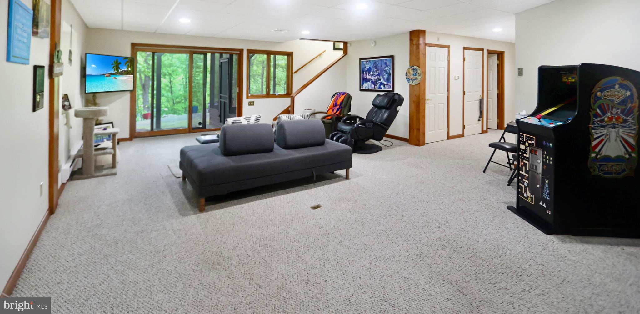 HEMLOCK FARMS - Residential