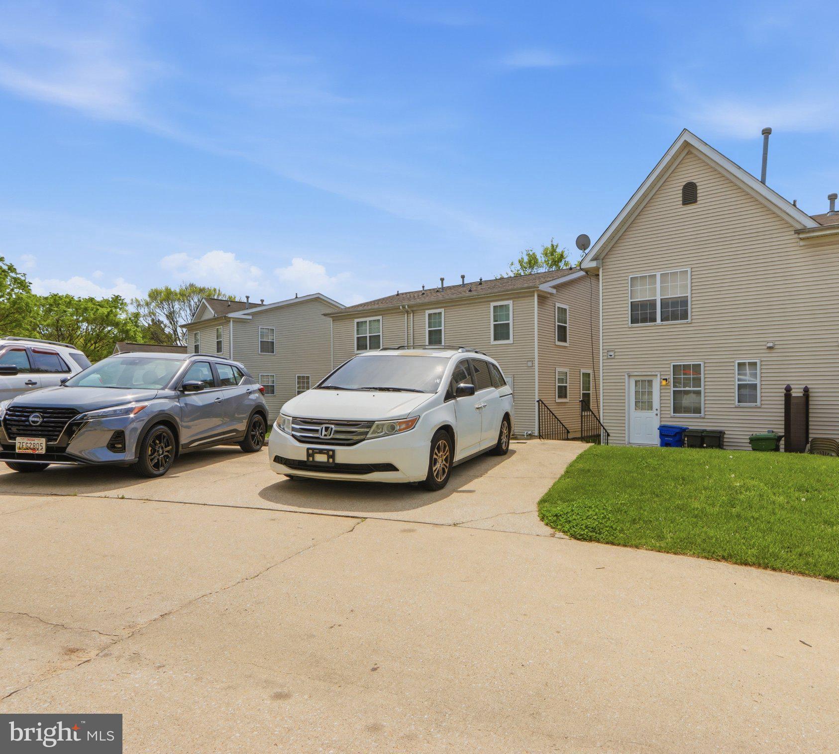HERITAGE CROSSING - Residential