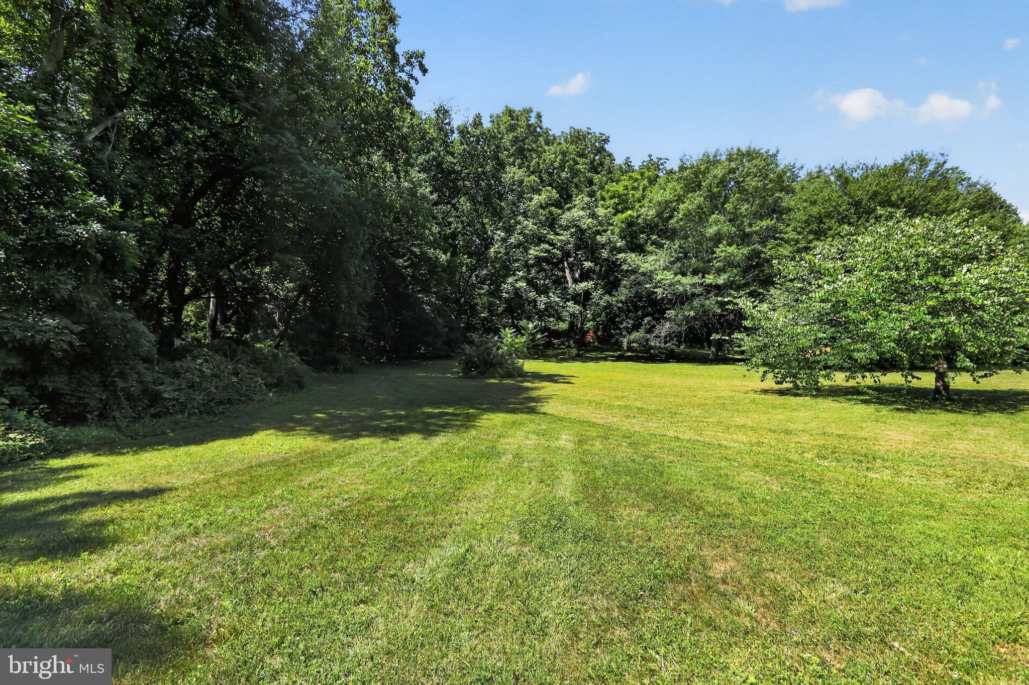 KINGSTON ACRES - Residential
