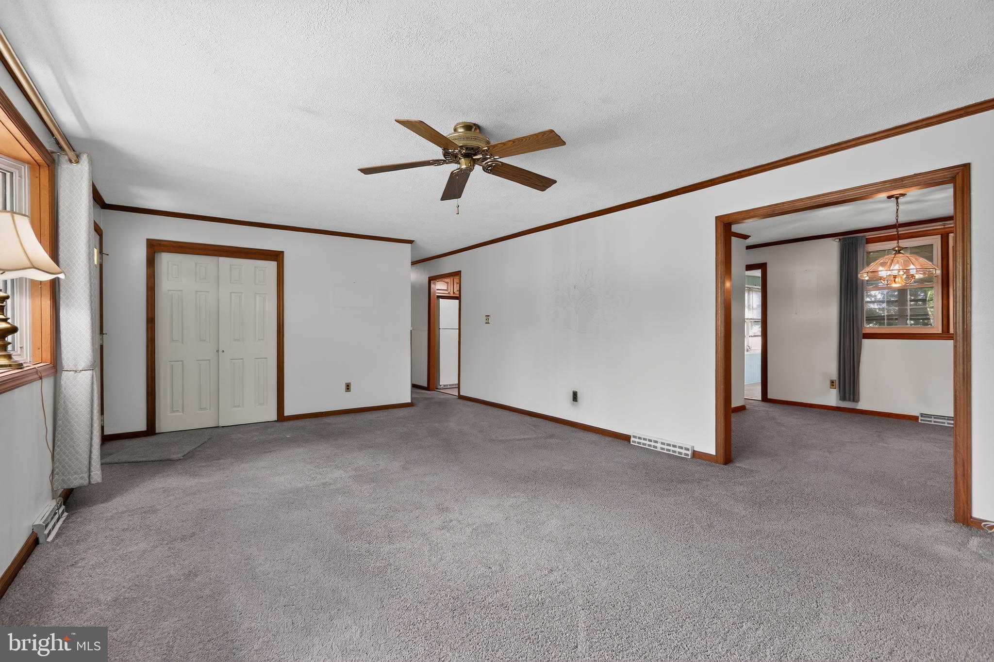 KINGSTON ACRES - Residential