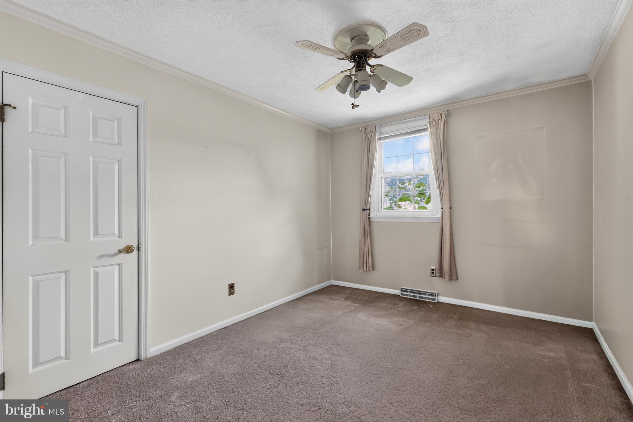 KINGSTON ACRES - Residential