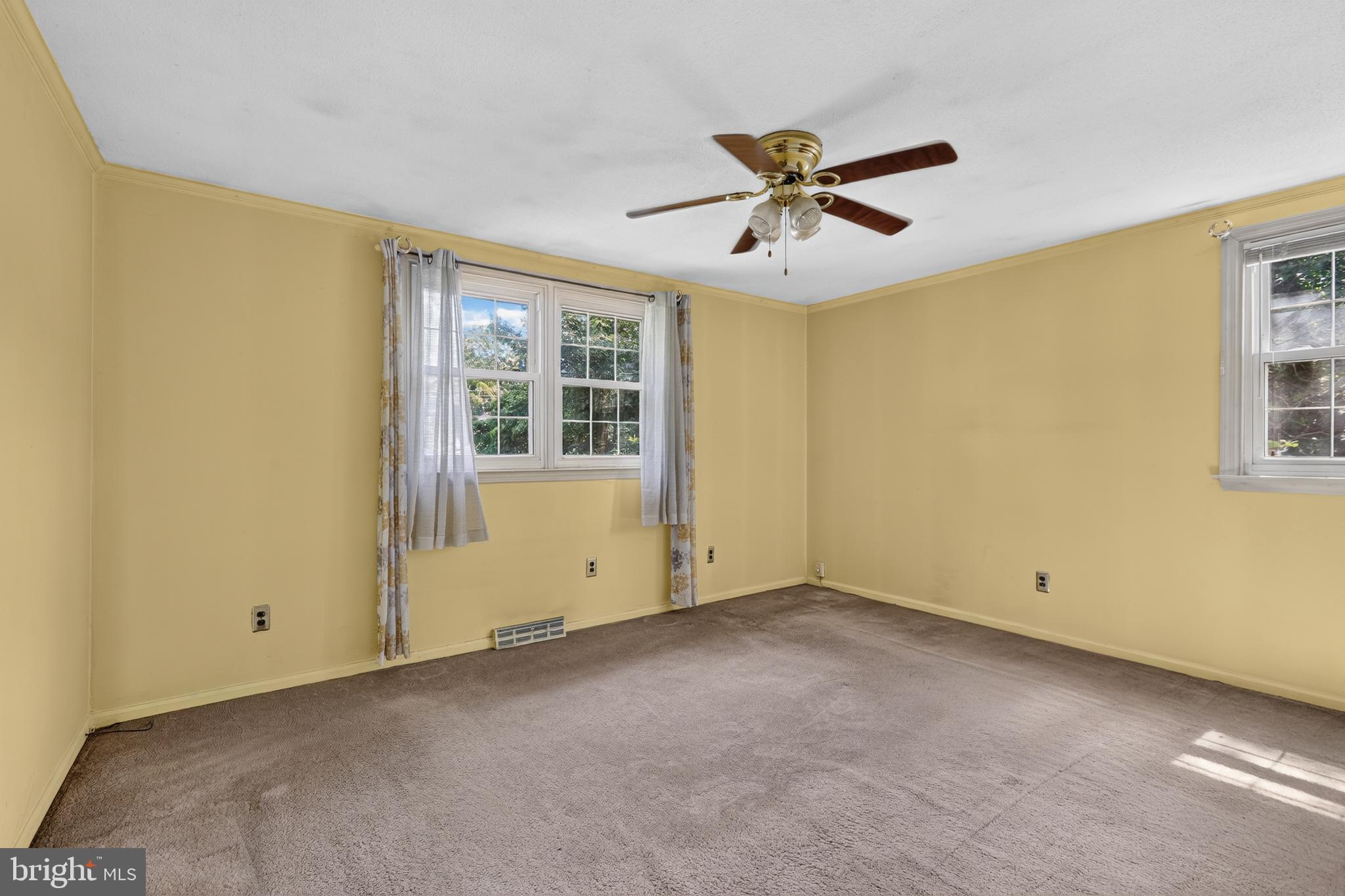 KINGSTON ACRES - Residential