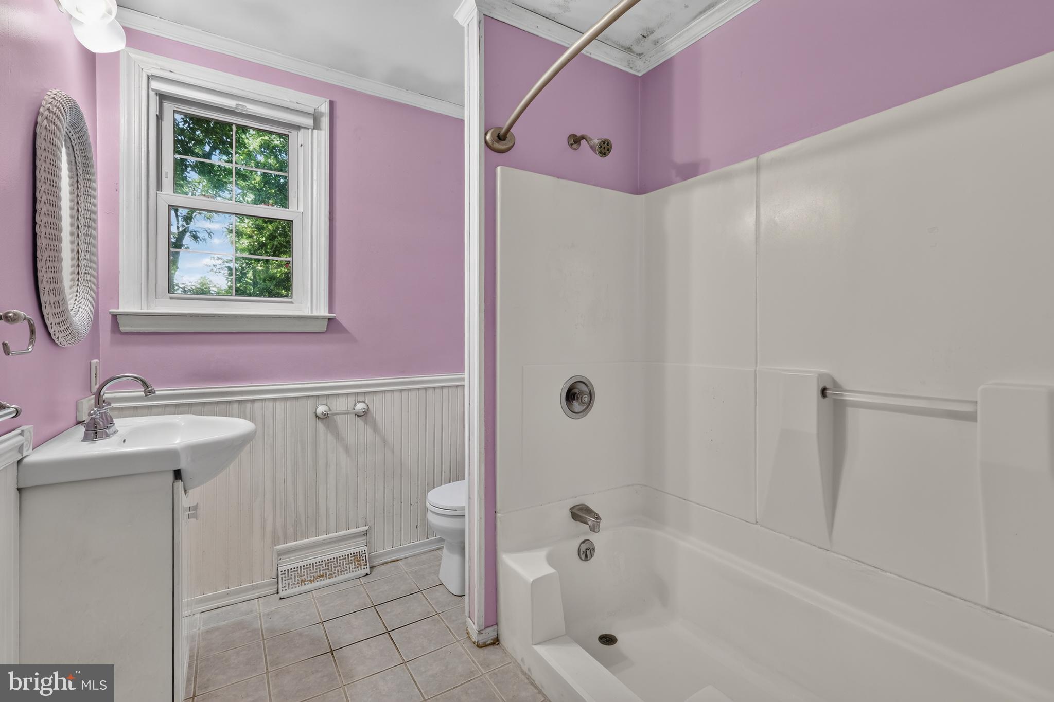 KINGSTON ACRES - Residential