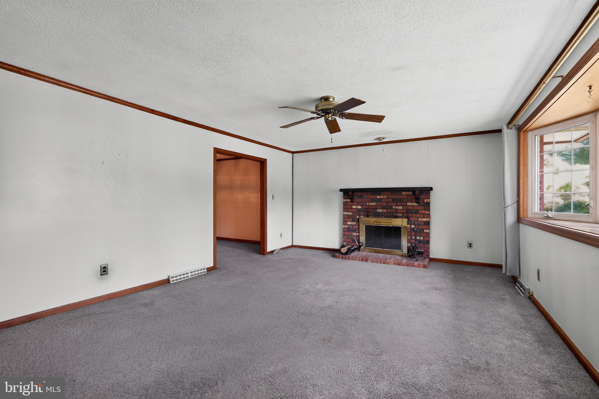 KINGSTON ACRES - Residential