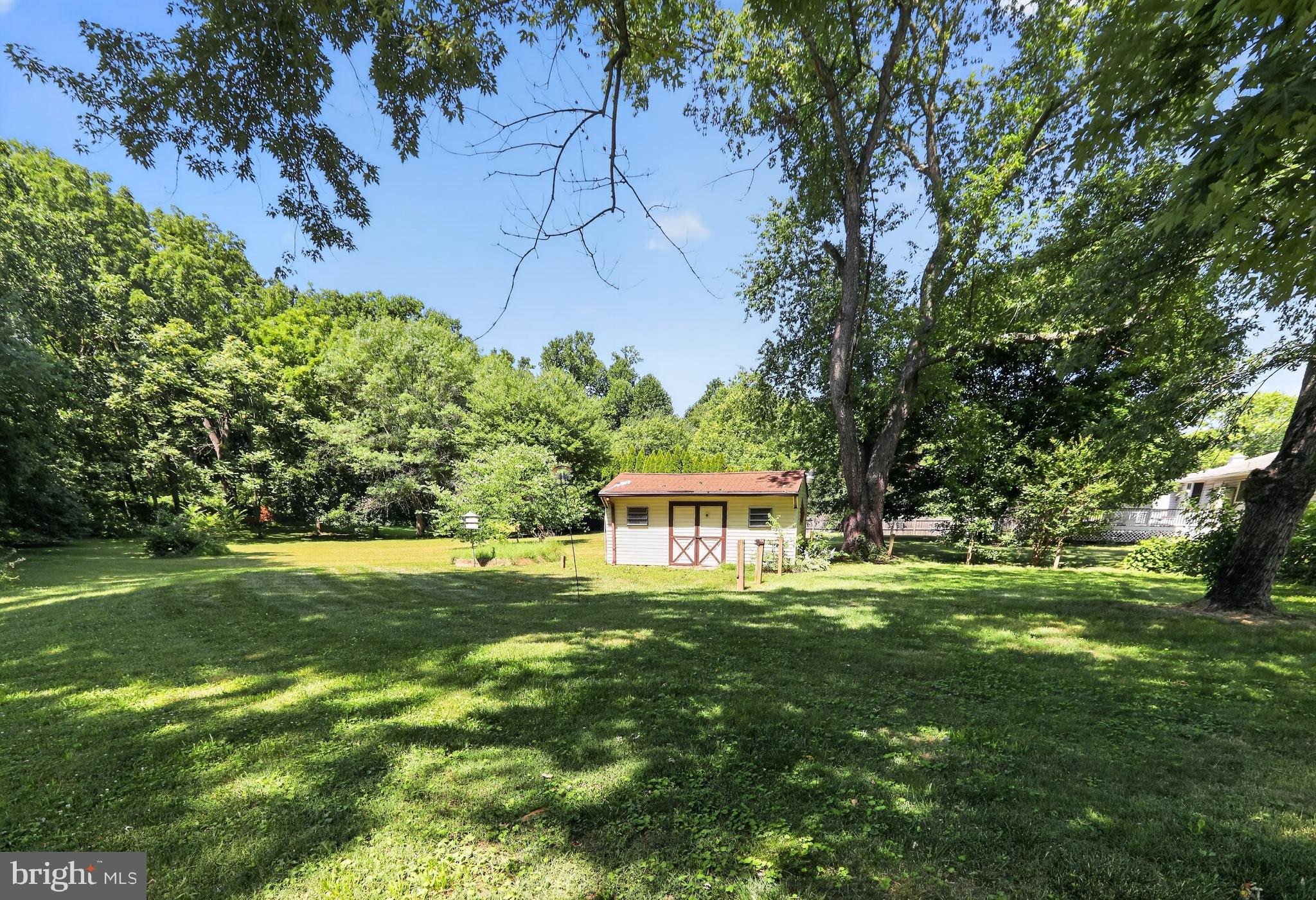 KINGSTON ACRES - Residential