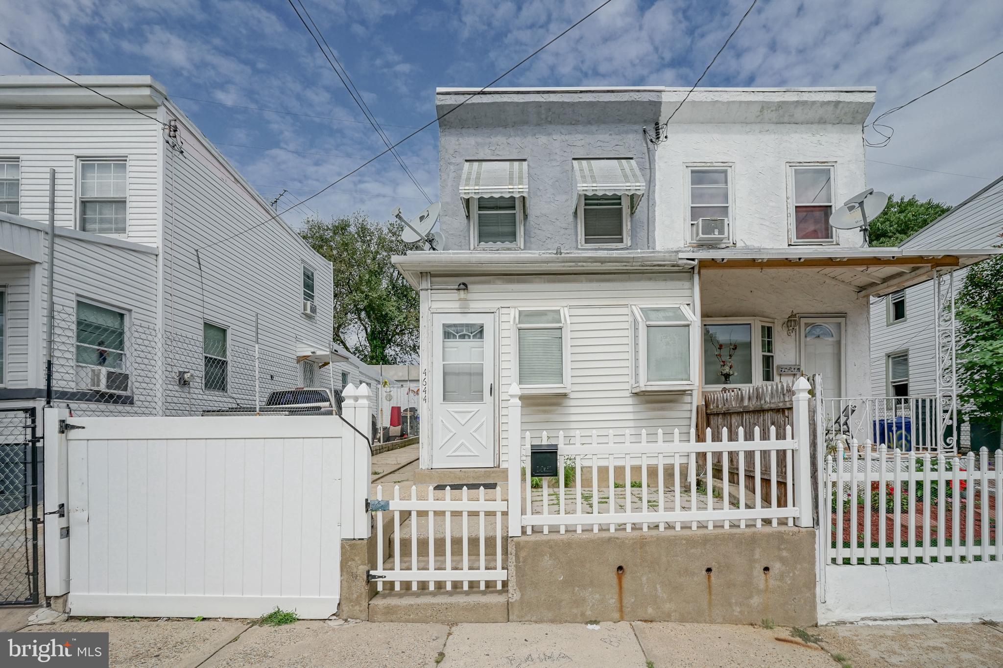 BRIDESBURG - Residential