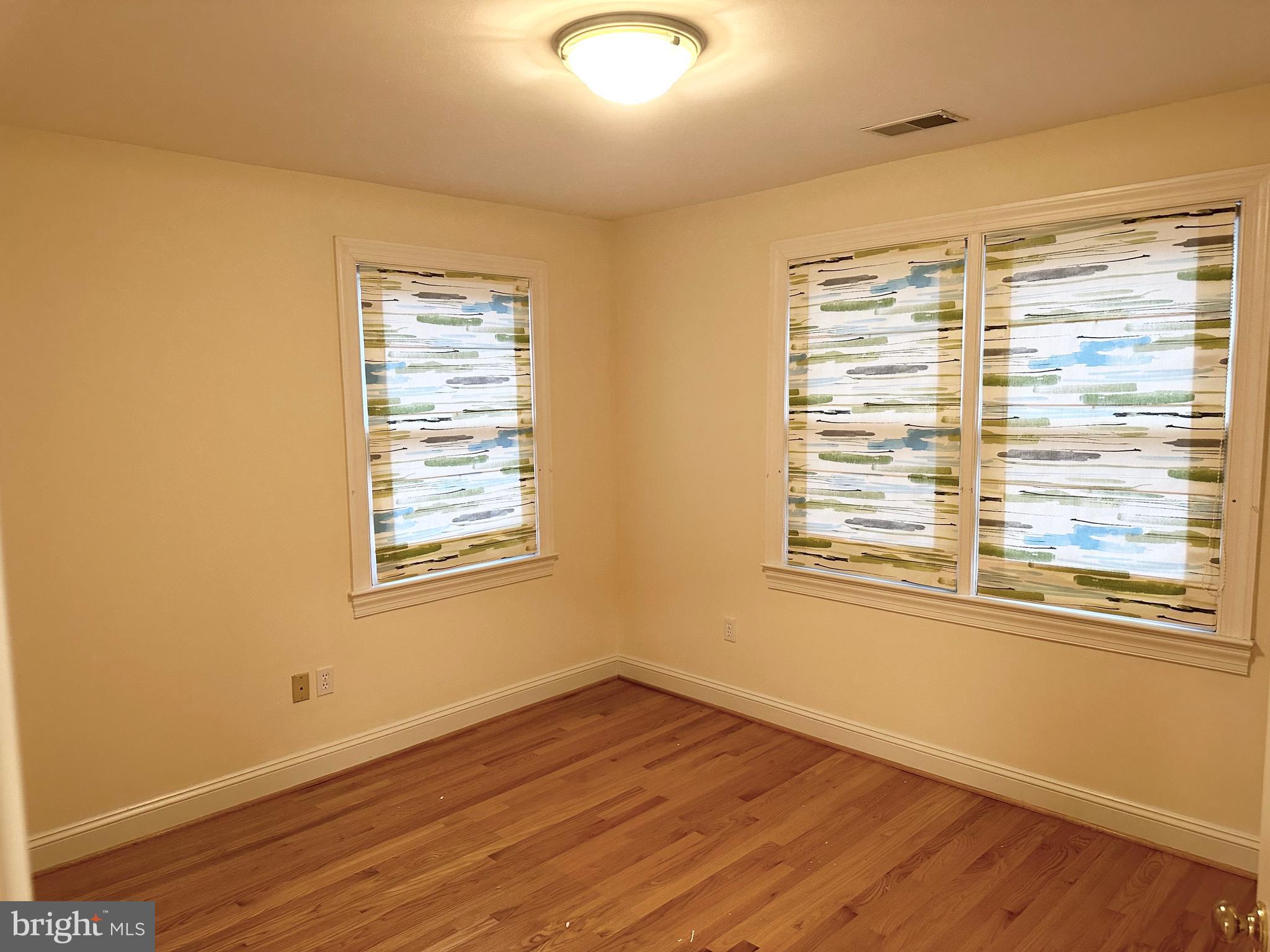 KENTLANDS - Residential Lease