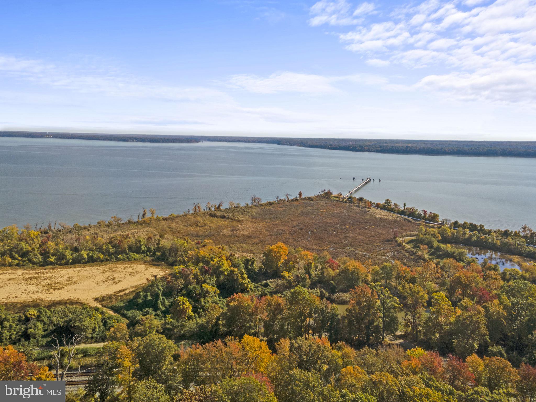 POTOMAC SHORES - Residential
