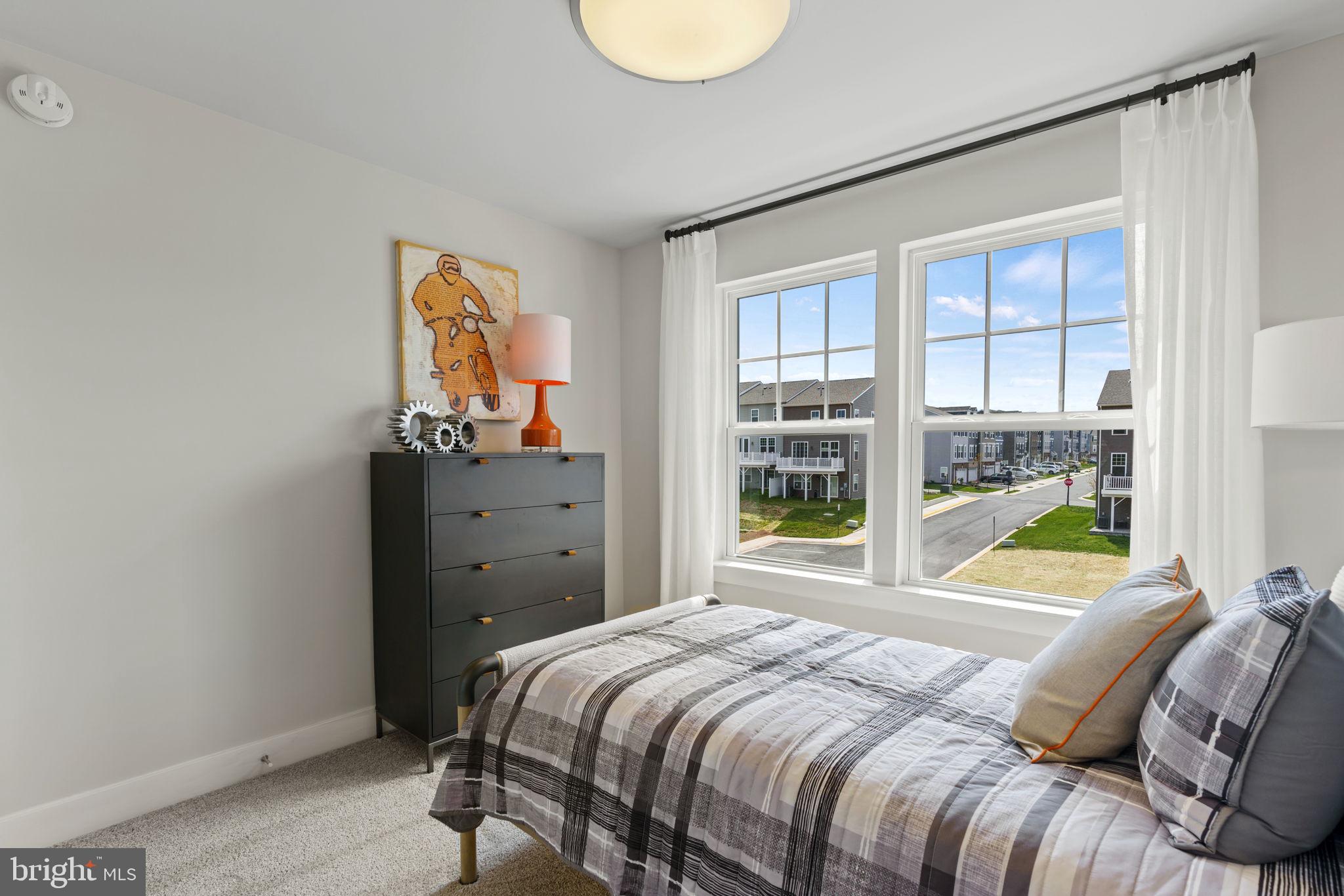 POTOMAC SHORES - Residential
