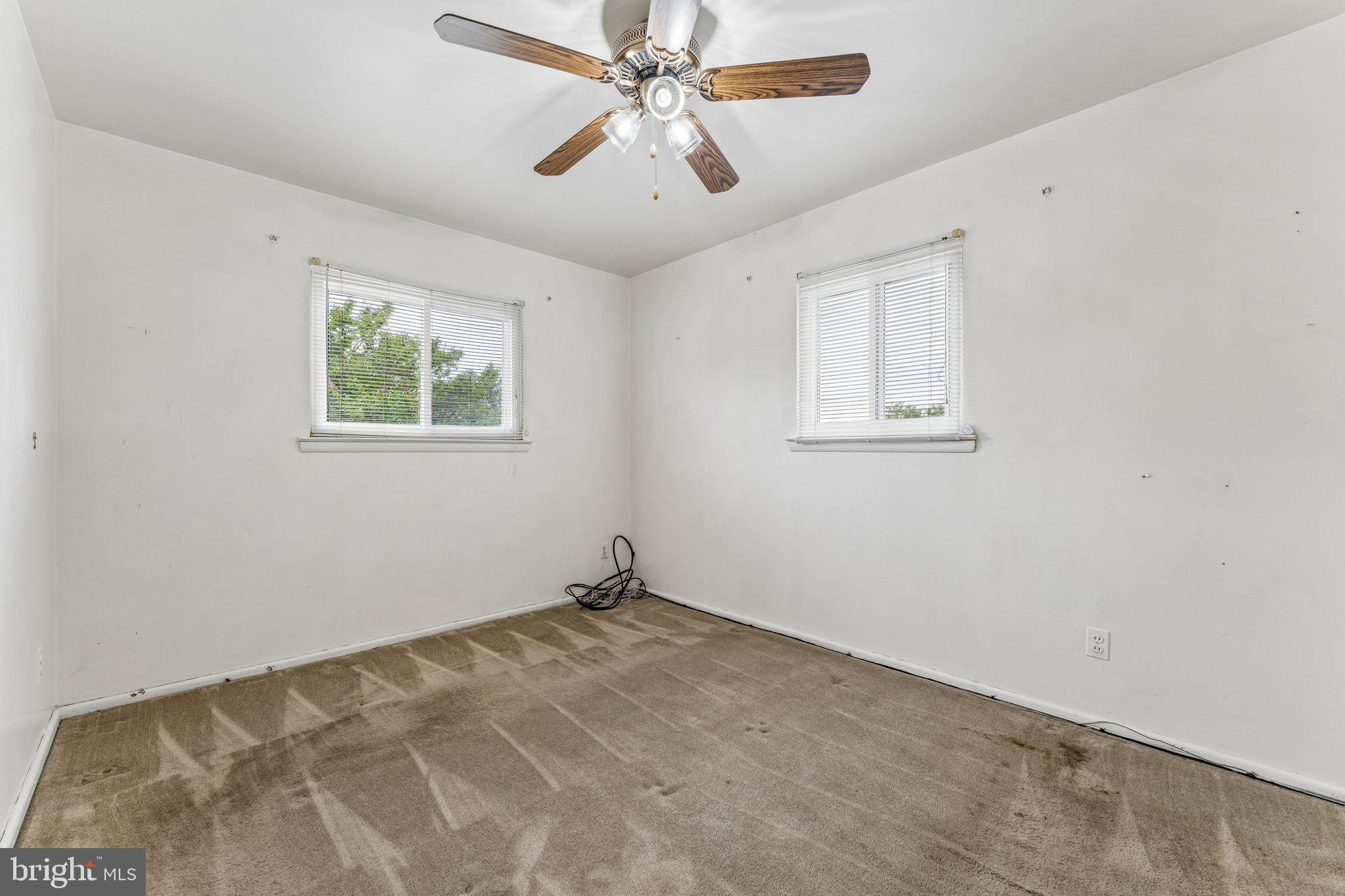 HILLCREST ESTATES - Residential