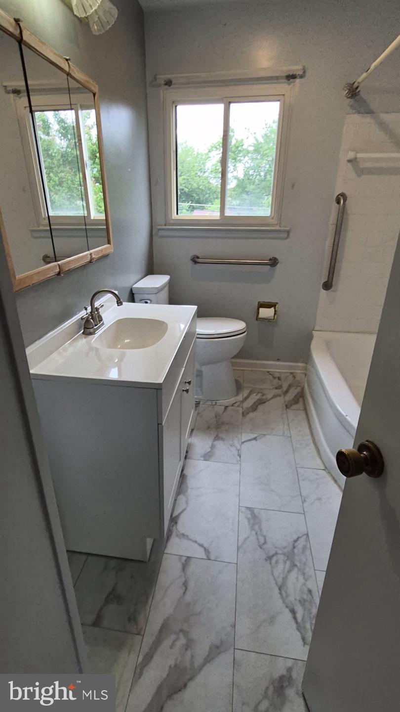 HILLCREST ESTATES - Residential