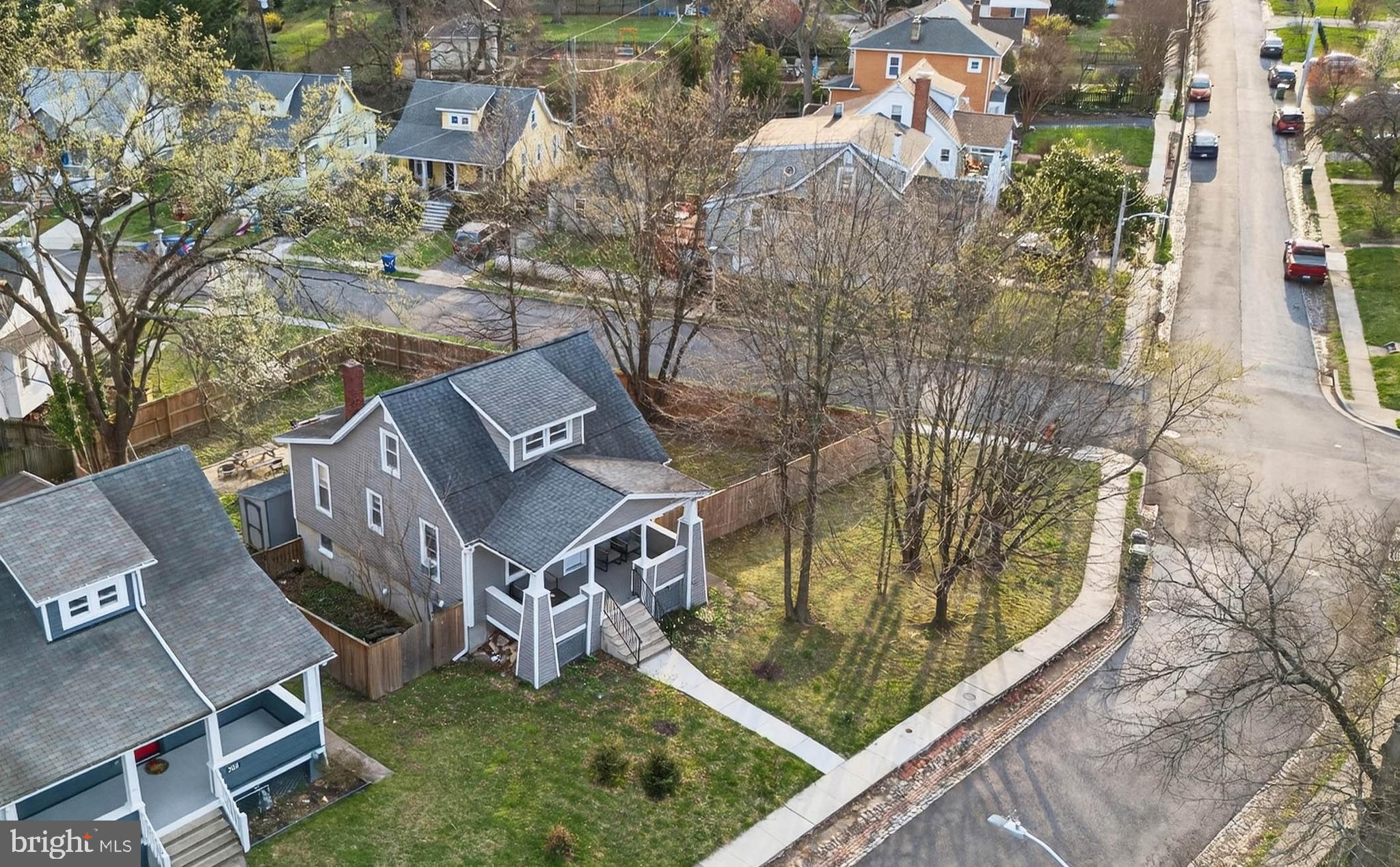 LAKE EVESHAM - Residential