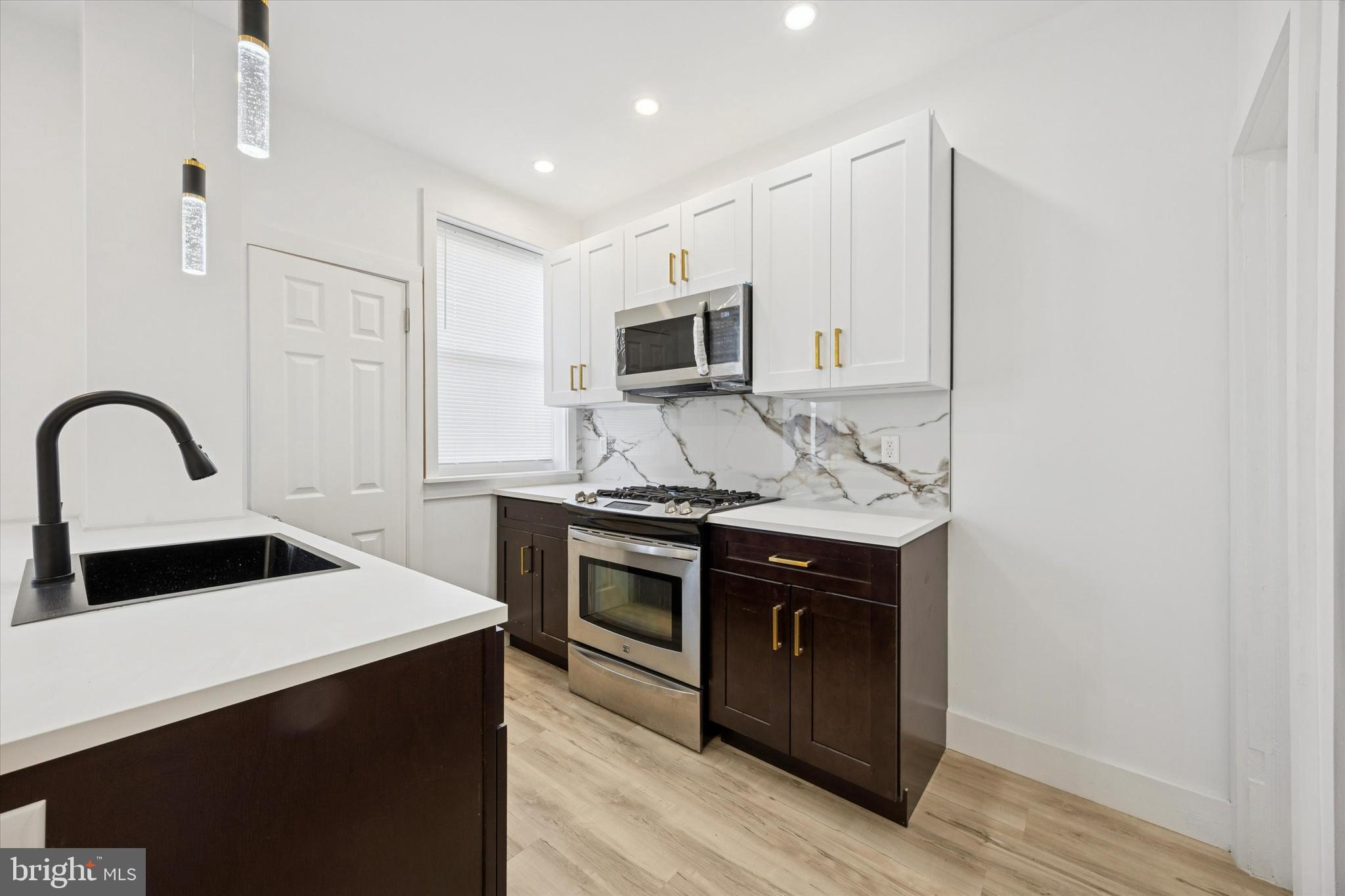 GERMANTOWN (EAST) - Residential