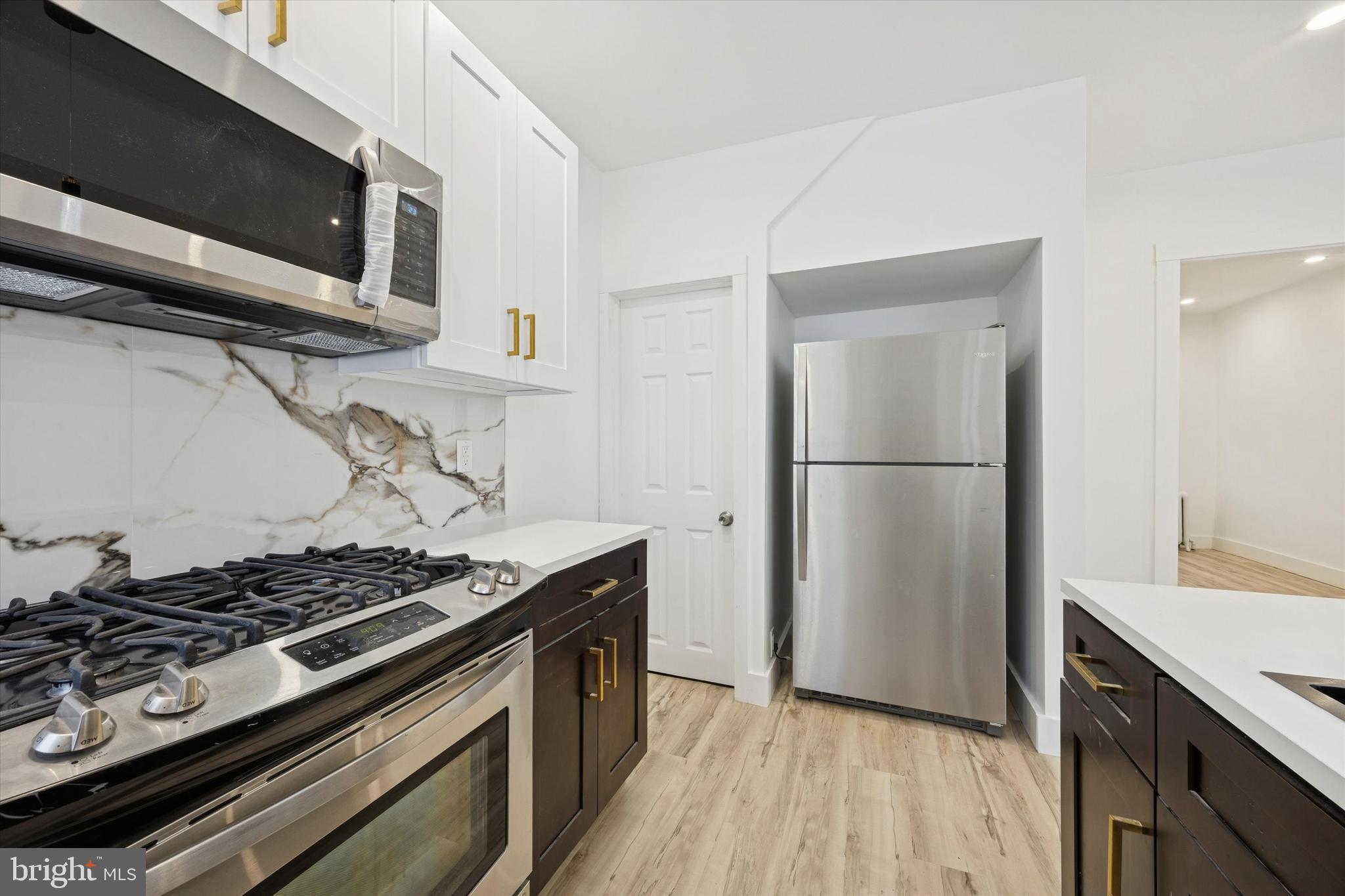 GERMANTOWN (EAST) - Residential